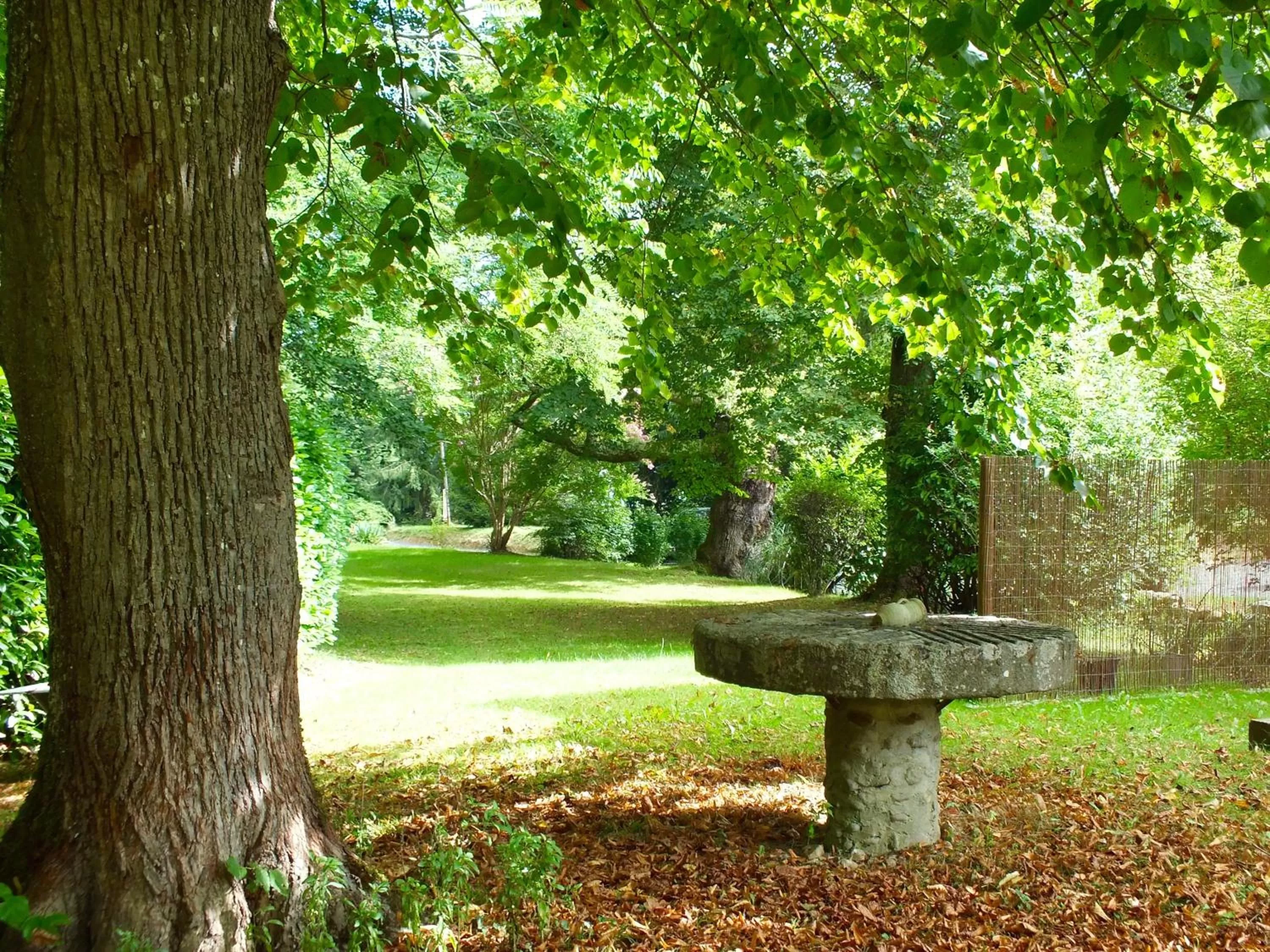 Natural landscape, Garden in B&B Au Moulin 1771