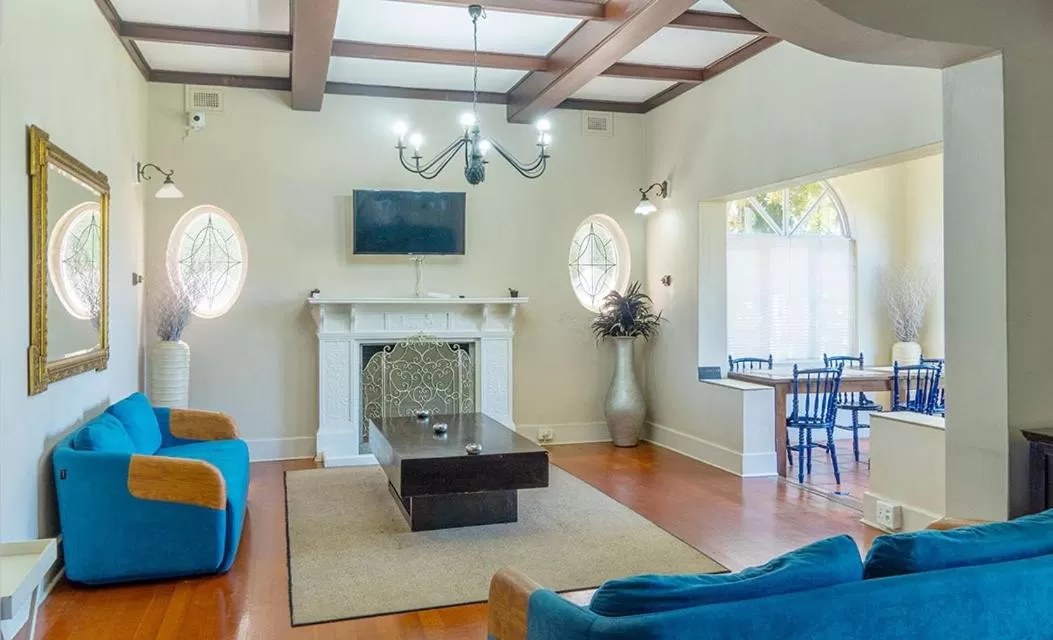 Lounge or bar in 268 On Ridge Guesthouse