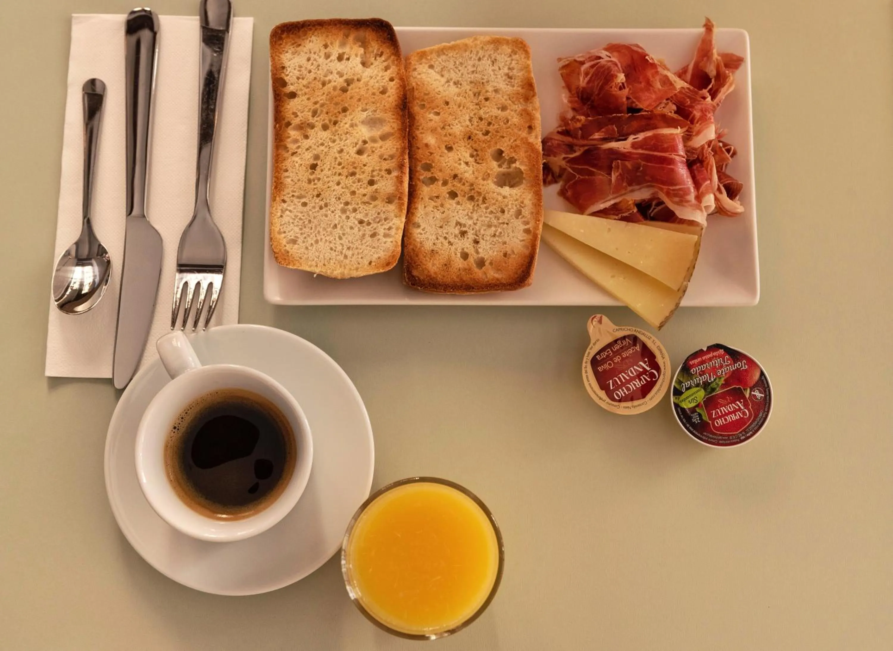 Breakfast in Hotel 19-30 Valencia