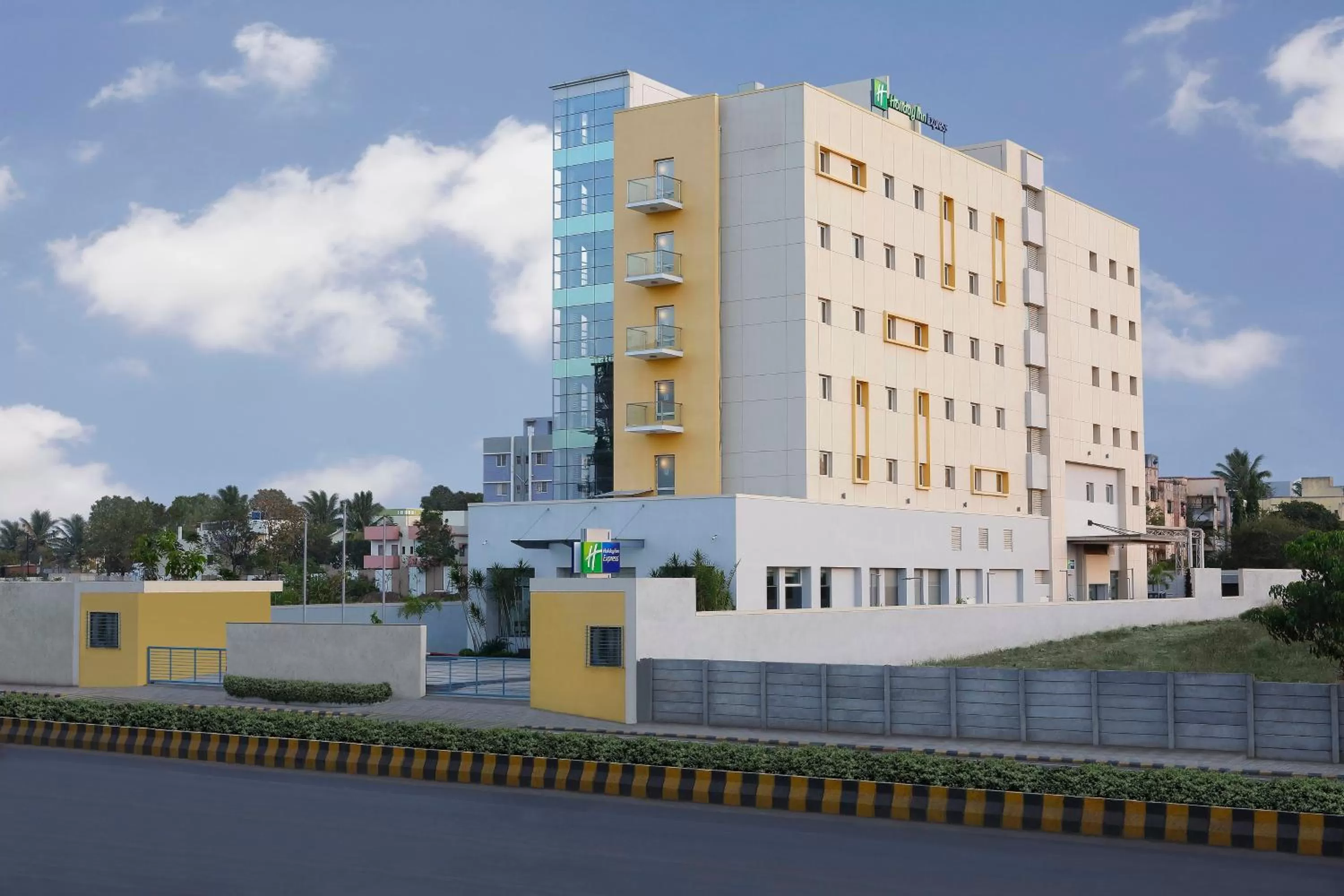 Property building in Holiday Inn Express Nashik Indira Nagar by IHG