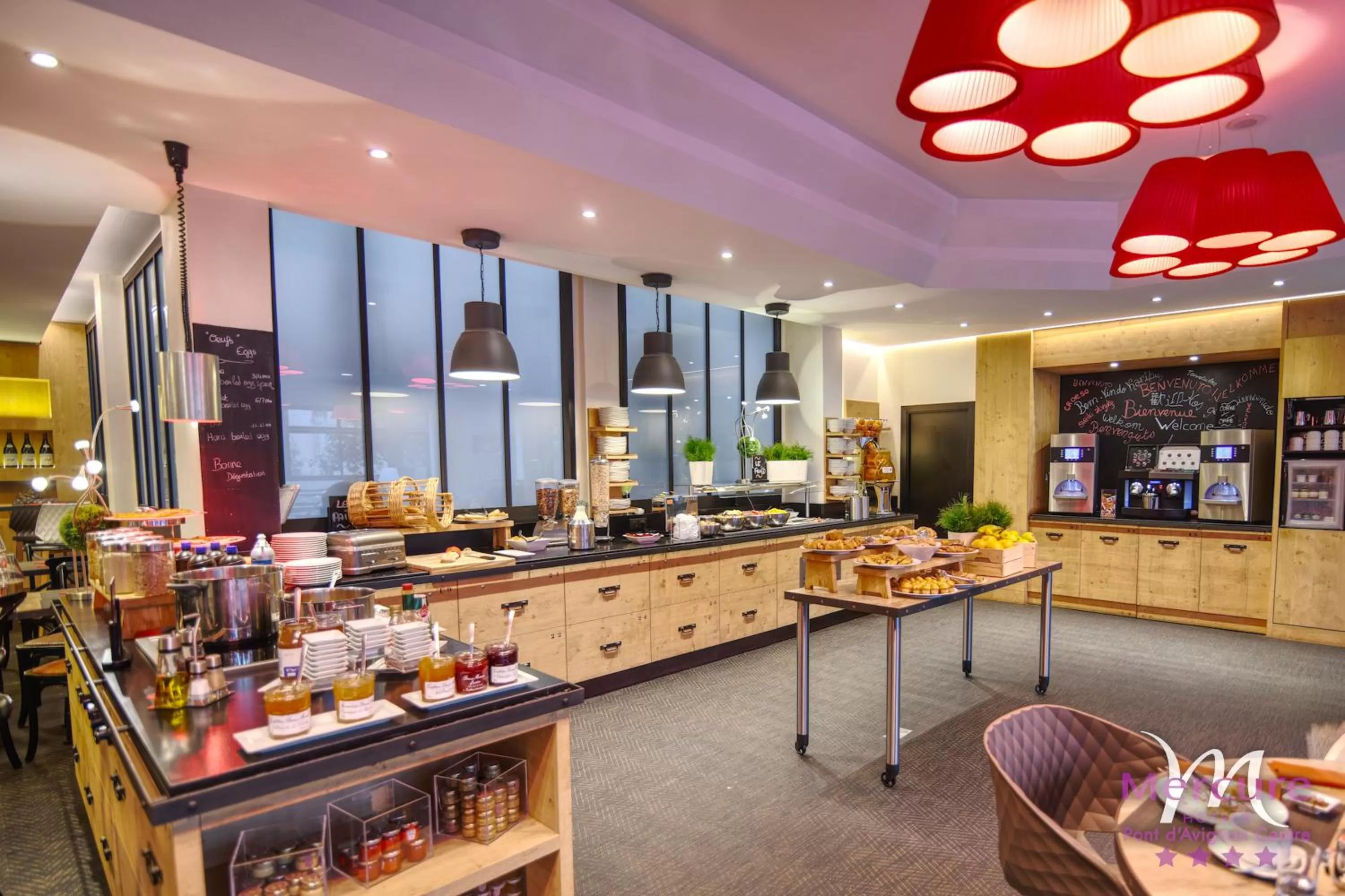 Property building in Mercure Pont d’Avignon Centre