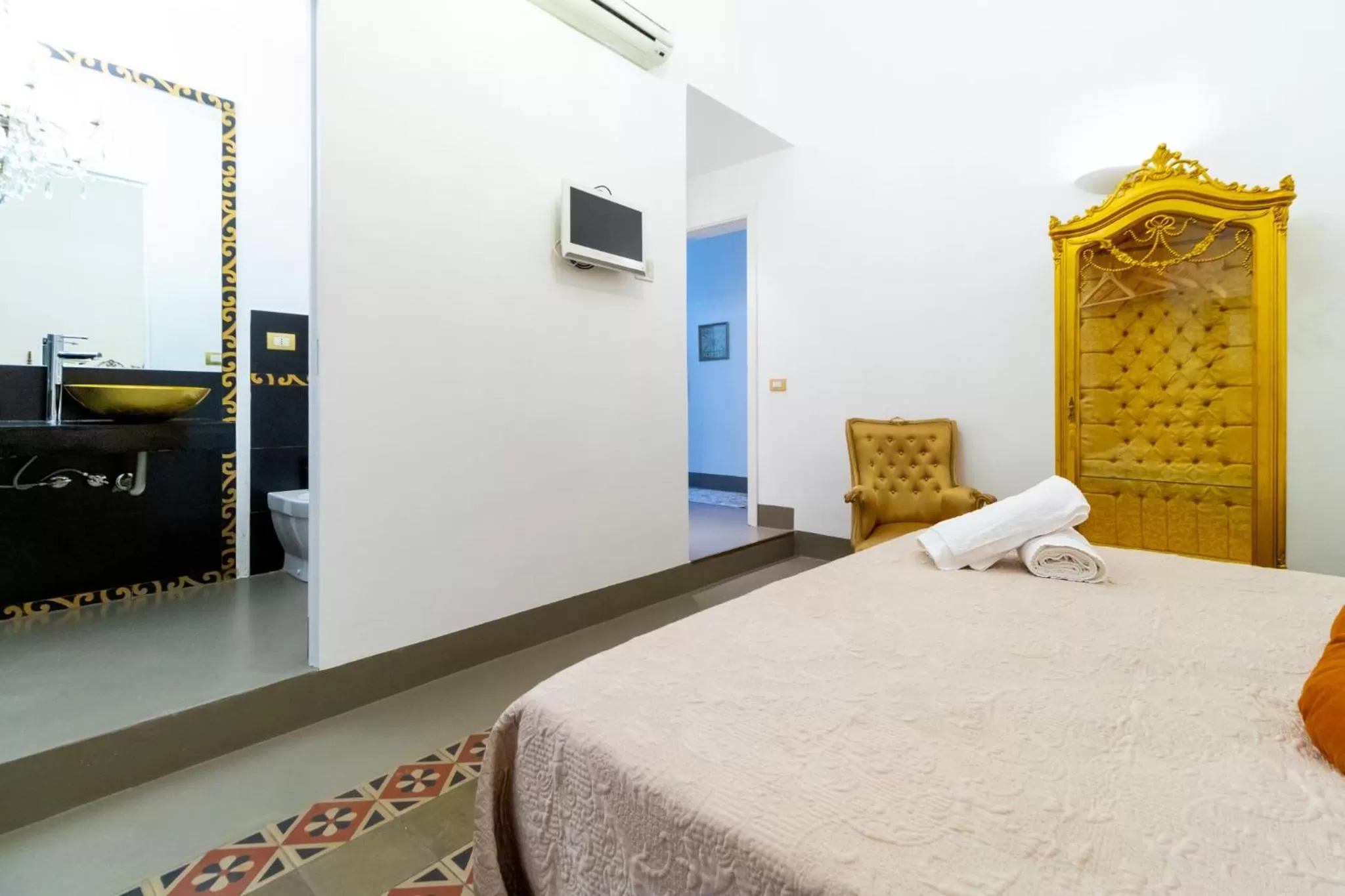 Bedroom in Pupi e Pupari