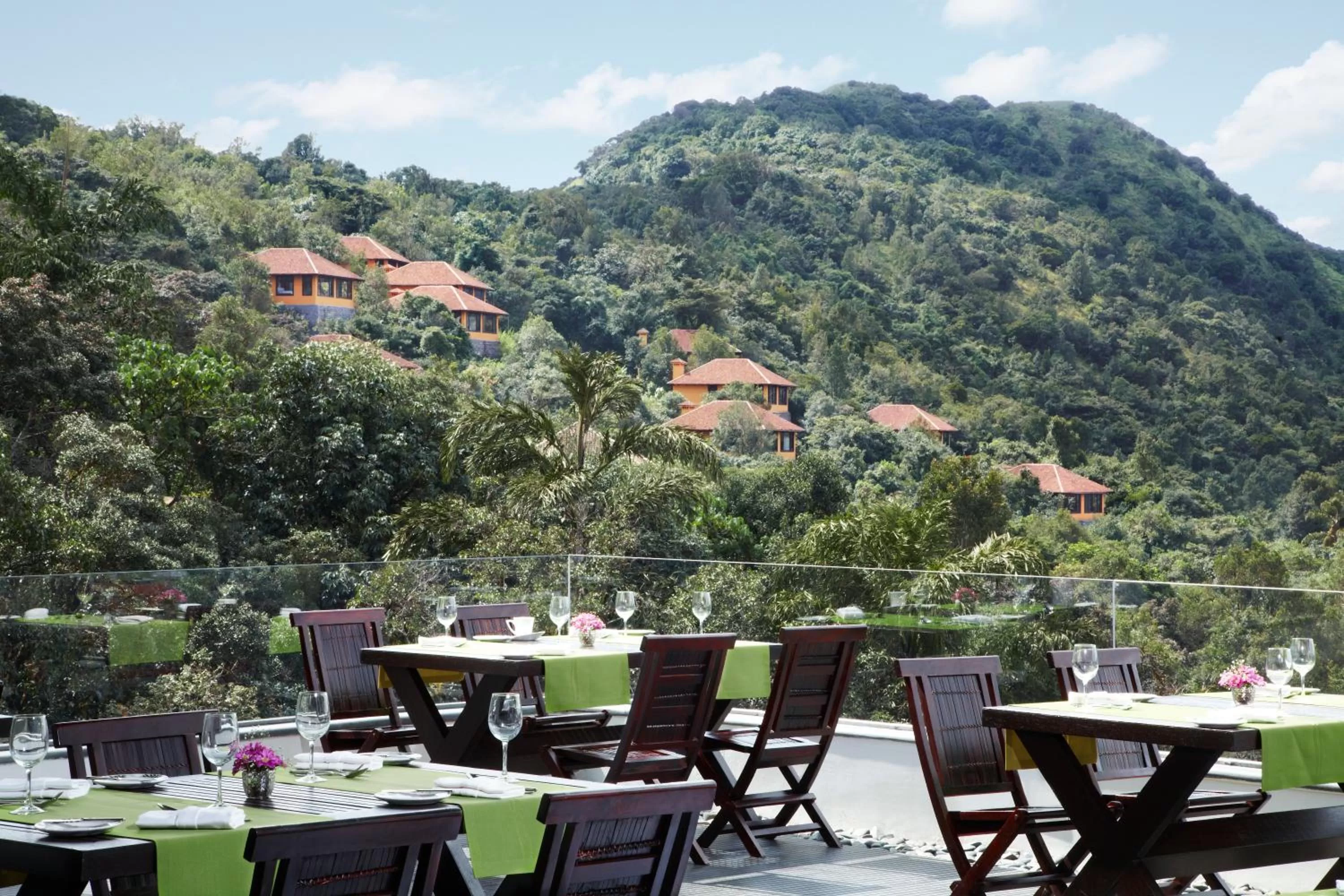 Restaurant/places to eat in Taj Madikeri Resort & Spa Coorg
