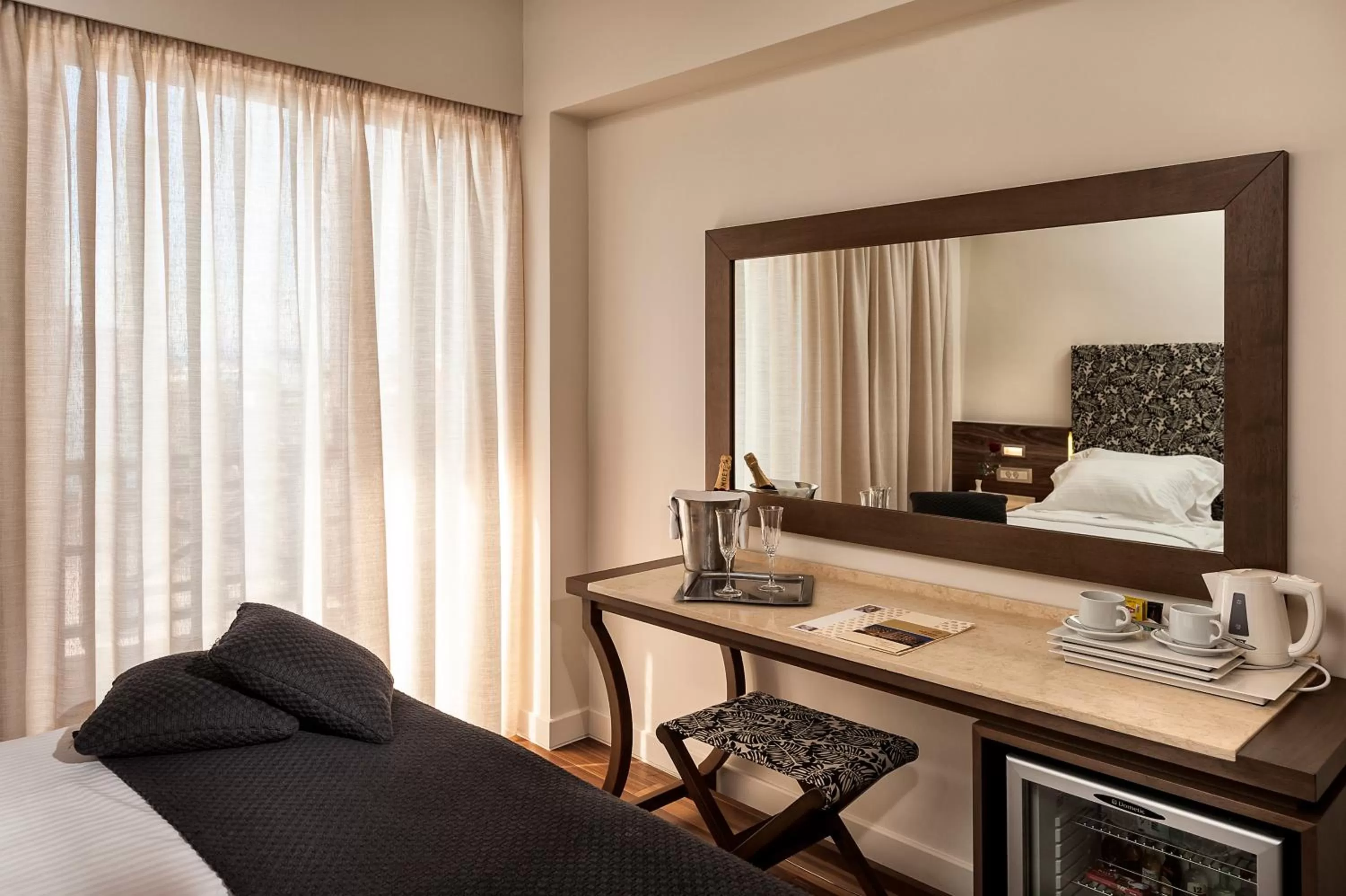 Coffee/tea facilities in Civitel Akali Hotel