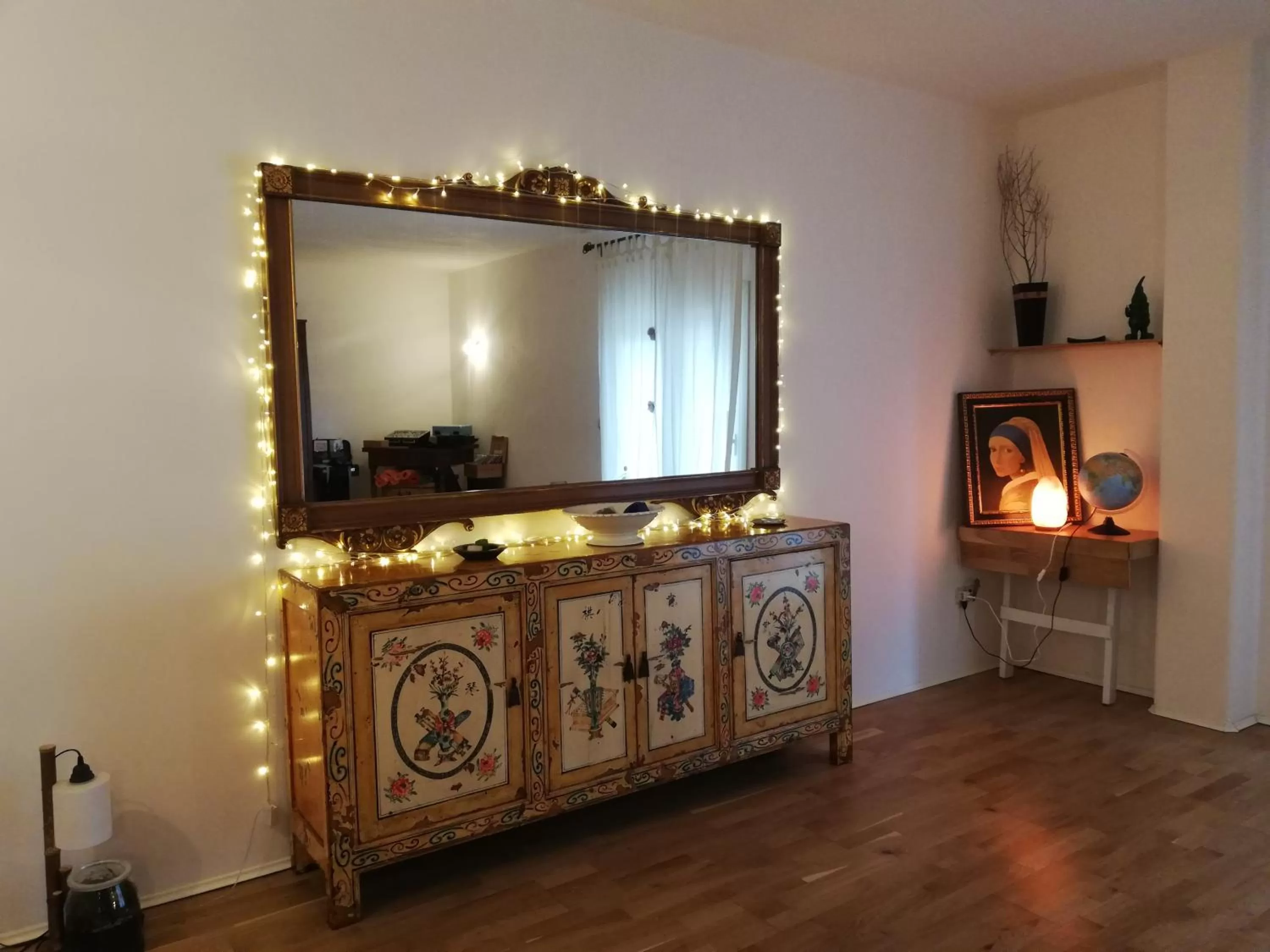 TV/Entertainment Center in B&B Giovannarolla Green House