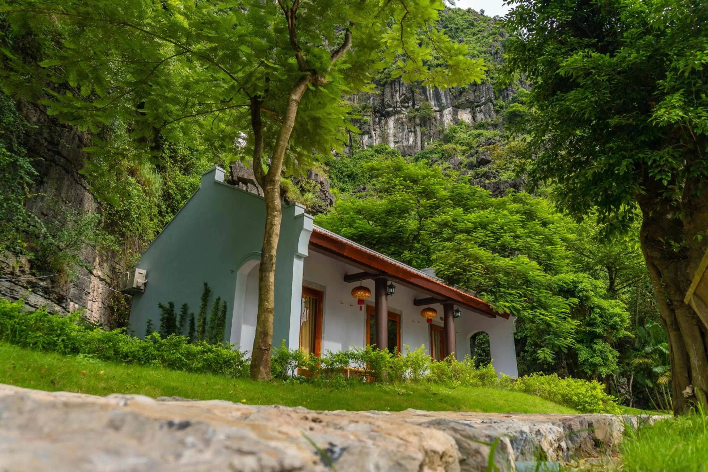 Property Building in Mua Caves Ecolodge (Hang Mua)