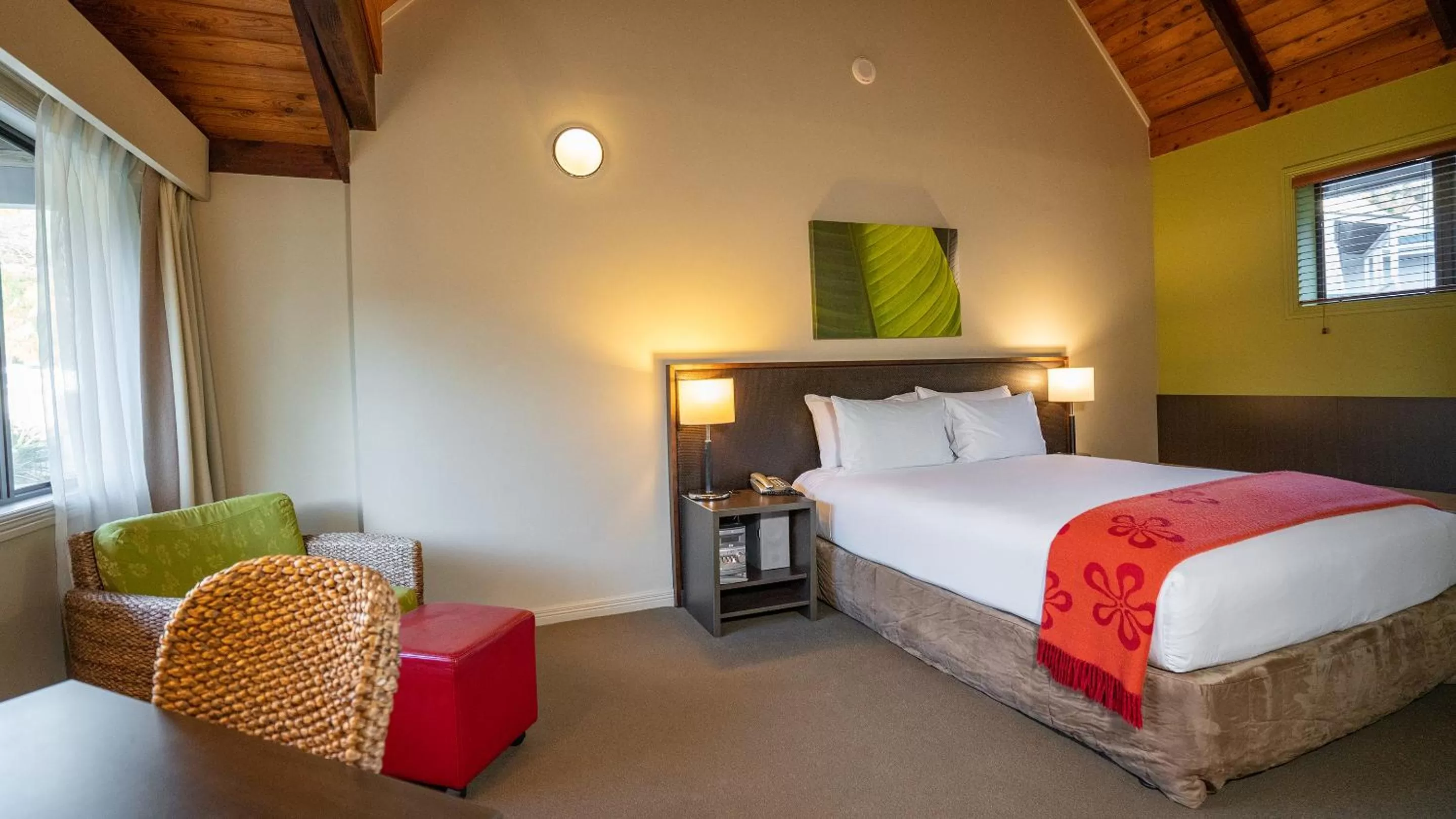 Bed in Scenic Hotel Bay of Islands