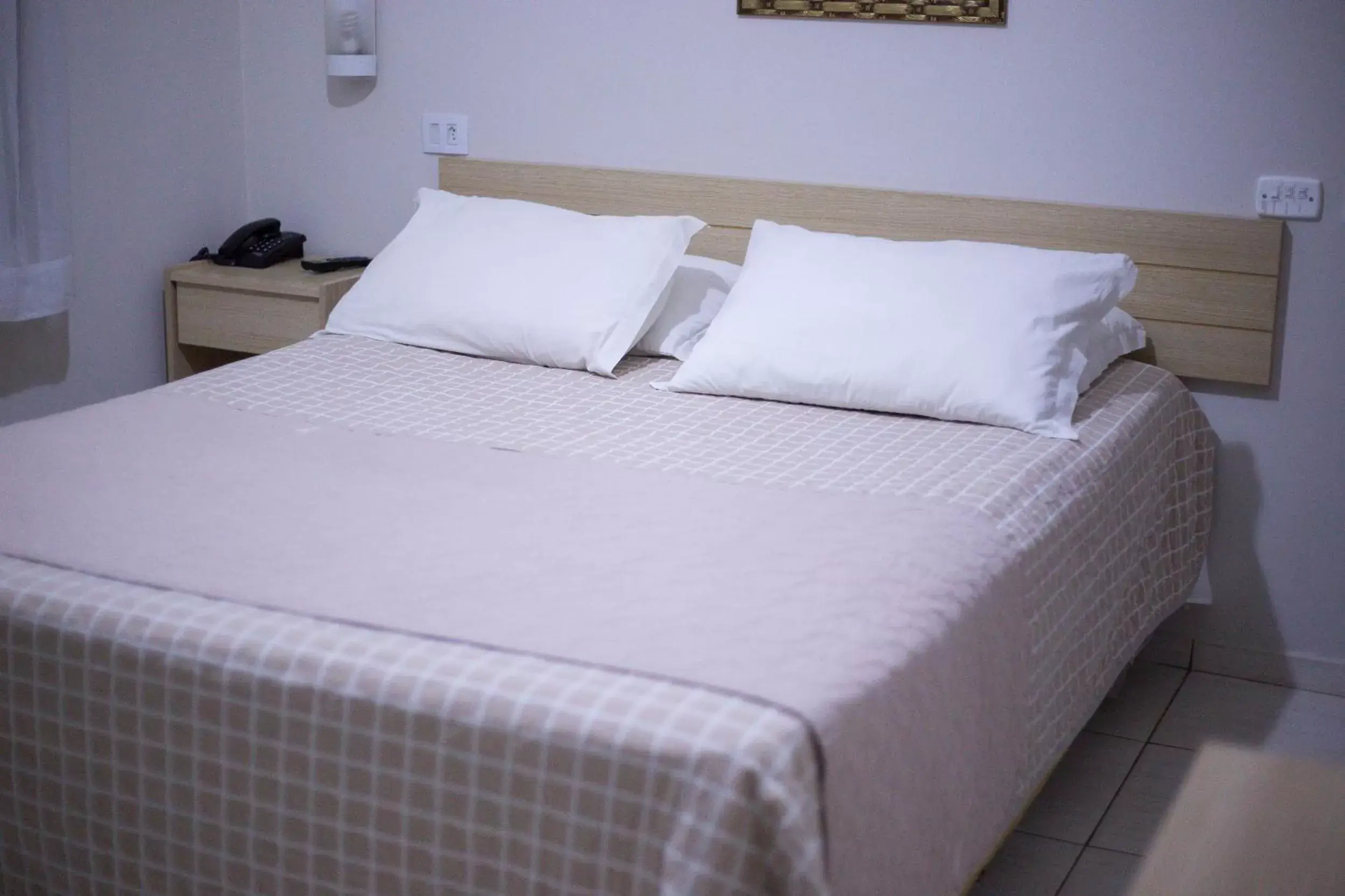Deluxe Single Room with Private Bathroom - single occupancy in Hotel Trevo Cascavel Deluxe Single Room with Private Bathroom - single occupancy in Hotel Trevo Cascavel