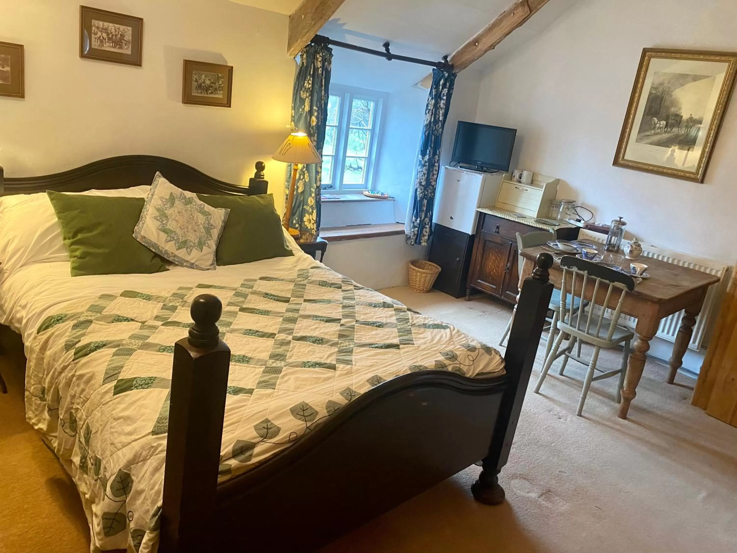 Bed in Corndonford farm