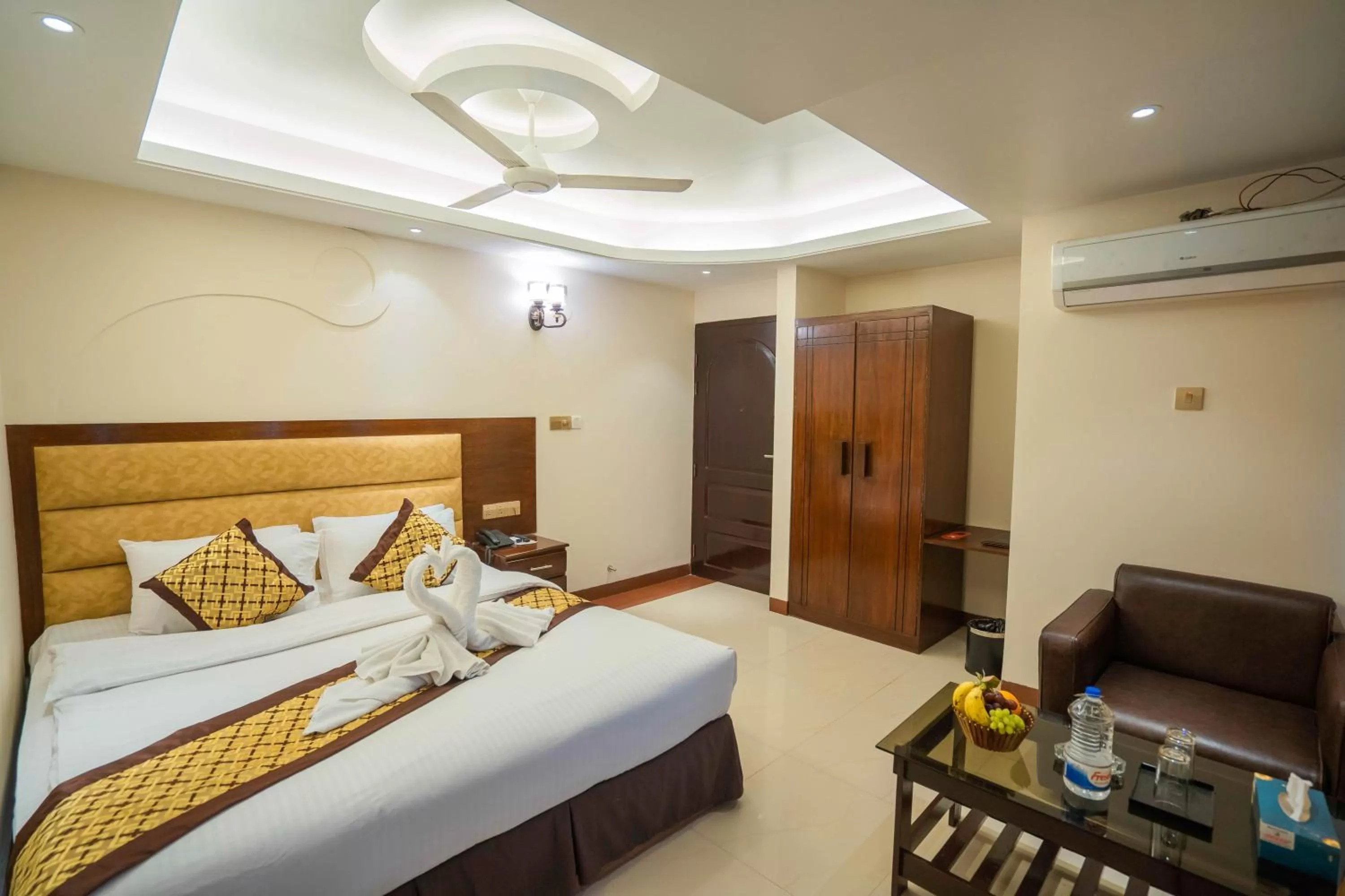 Bed in Central Inn Dhaka City Centre