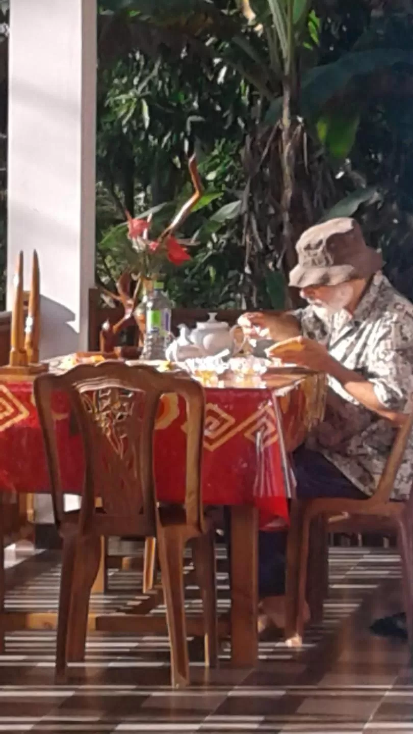 Guests in Sun View Resort Kithalella