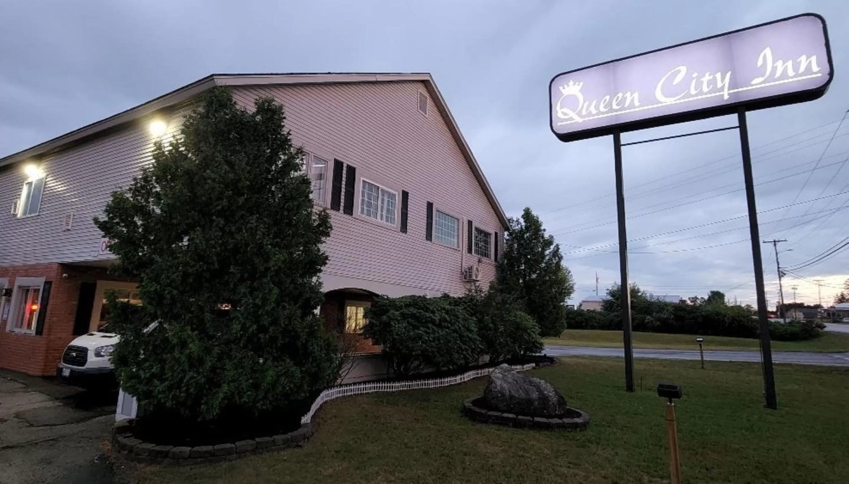 Property building in Queen City Inn