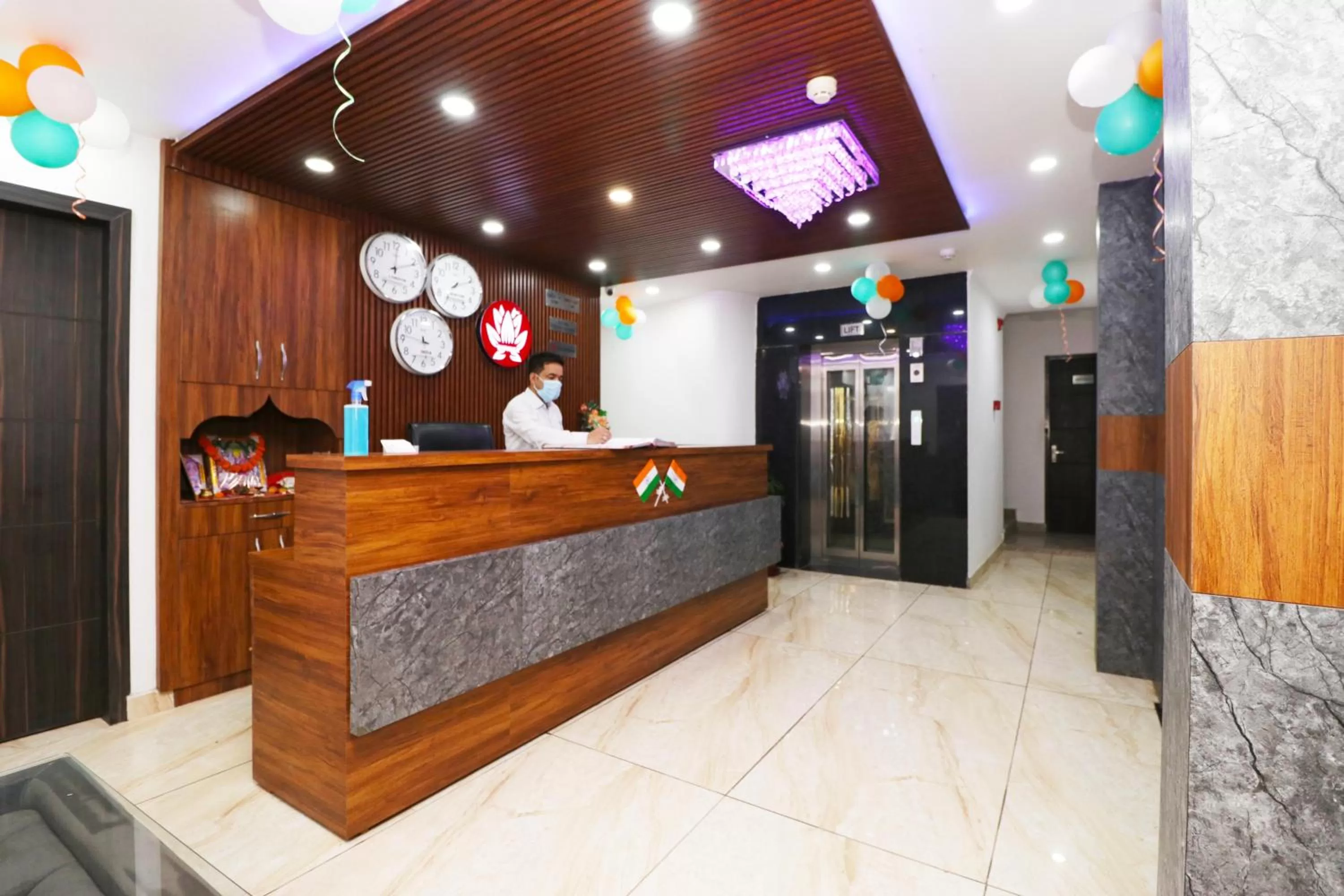 Lobby or reception in Airport Hotel Shivaka Inn