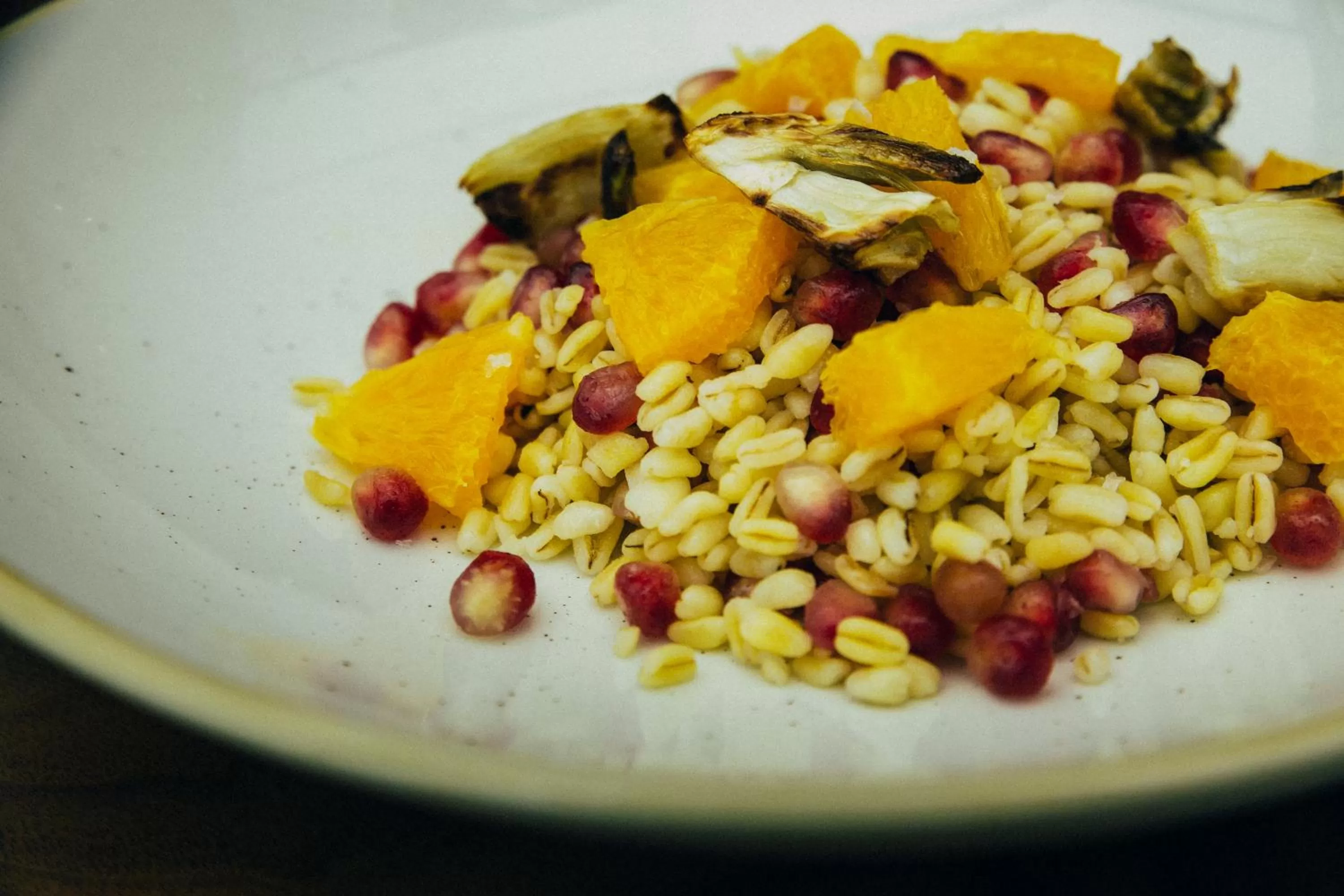 Restaurant/places to eat in ICON Embassy