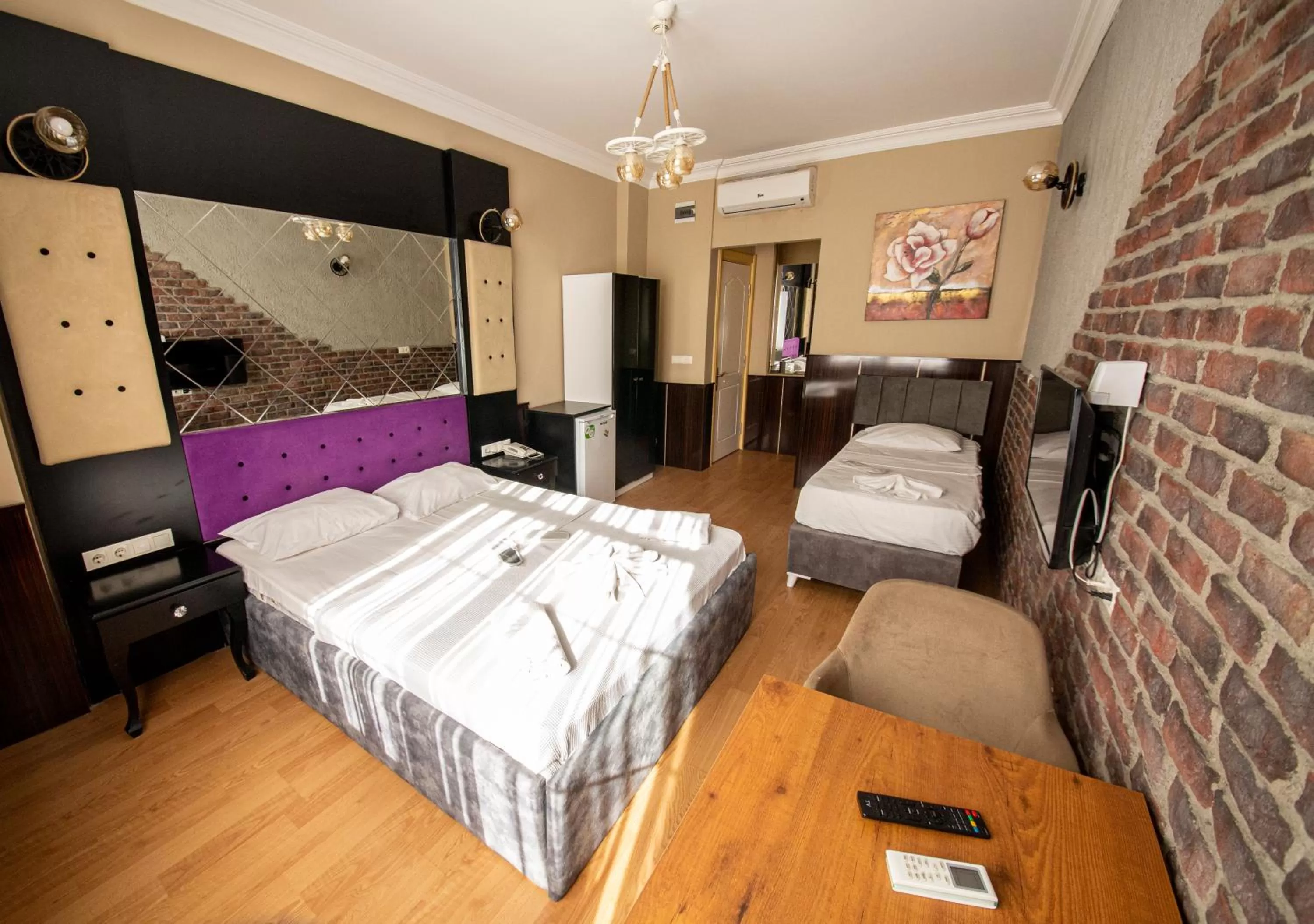 Triple Room with Balcony in Royal Palace Hotel