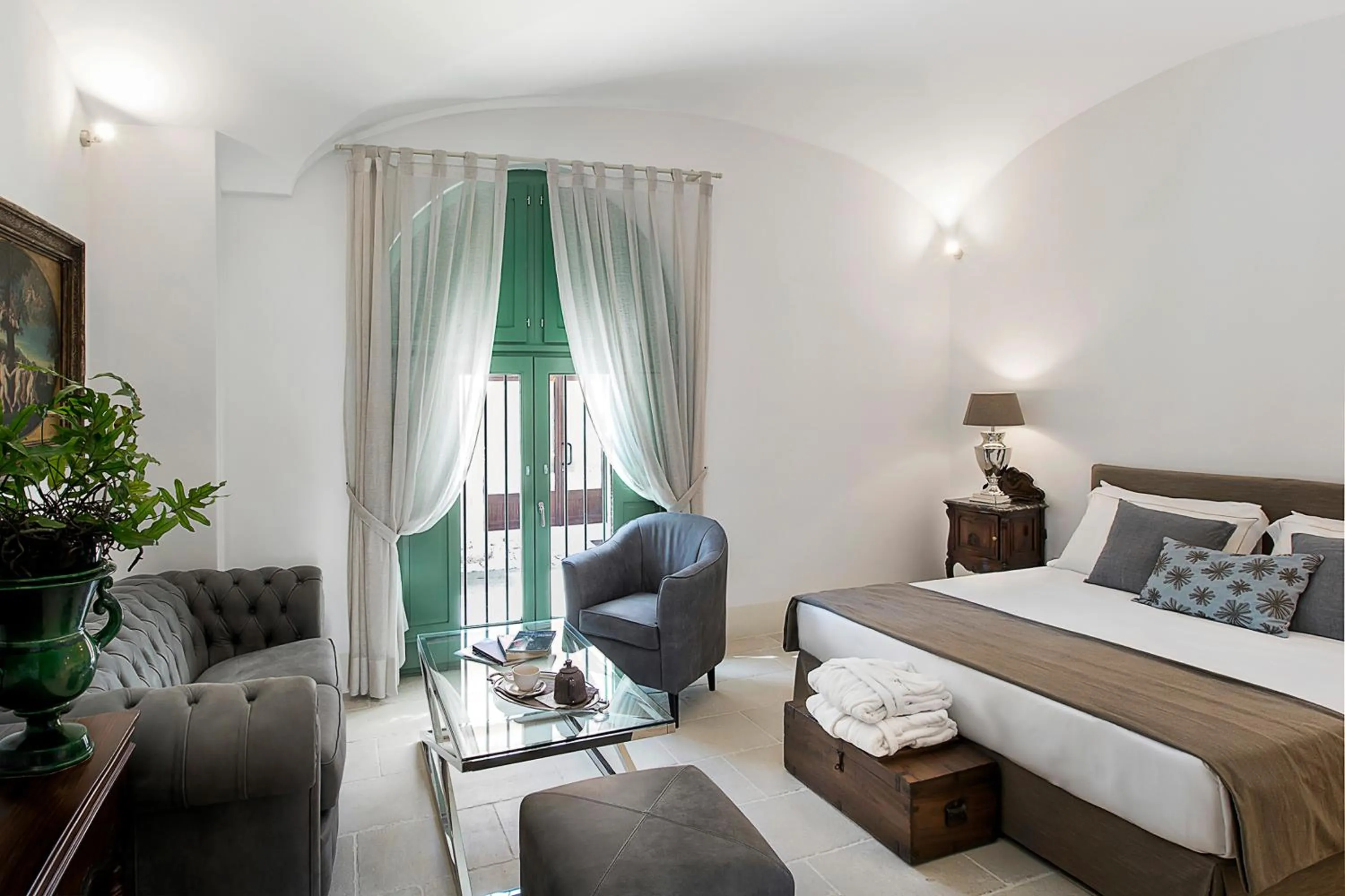Living room, Bed in Palazzo Ducale Venturi - Luxury Hotel & Wellness