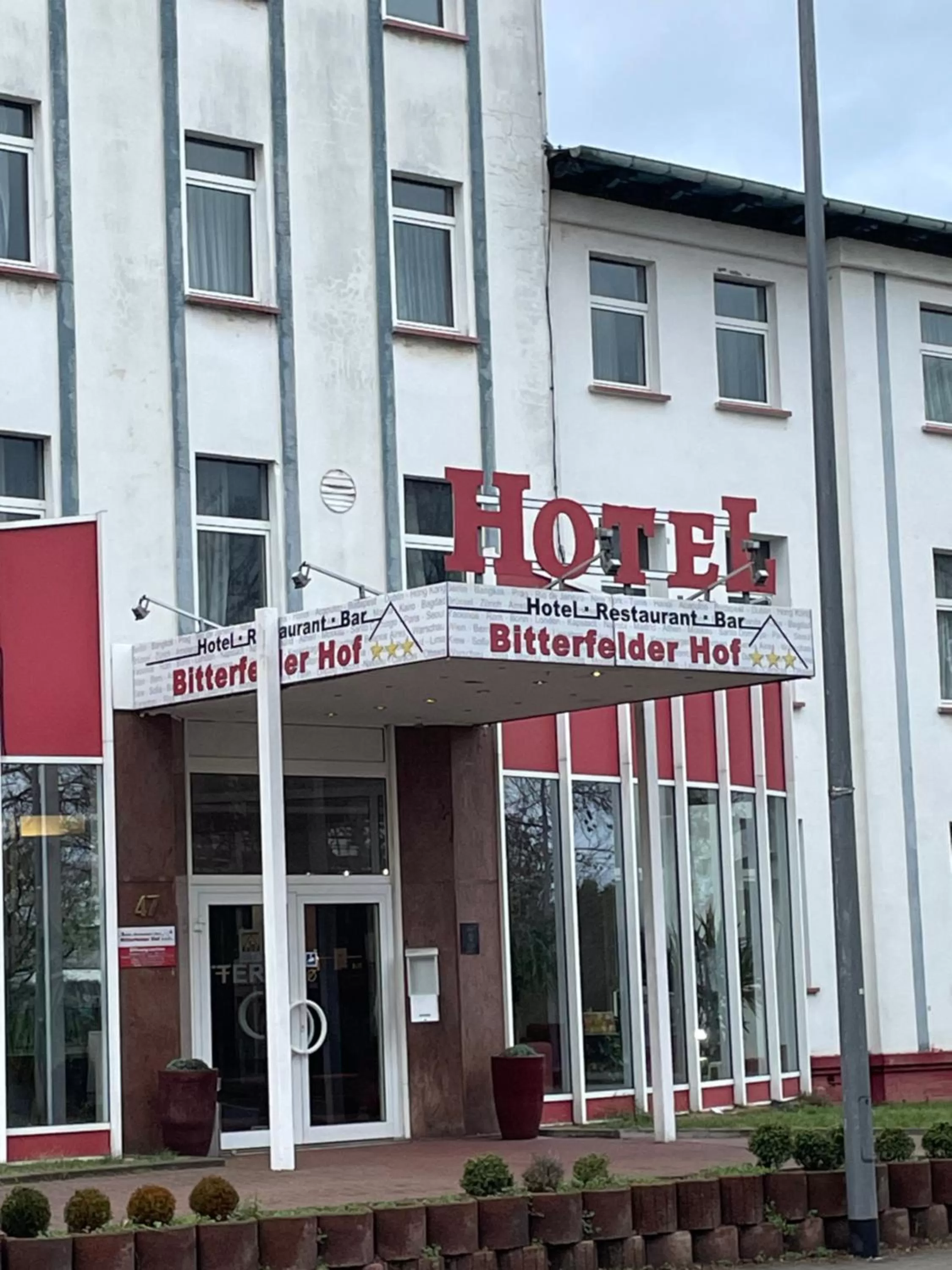 Property building in Hotel Bitterfelder Hof