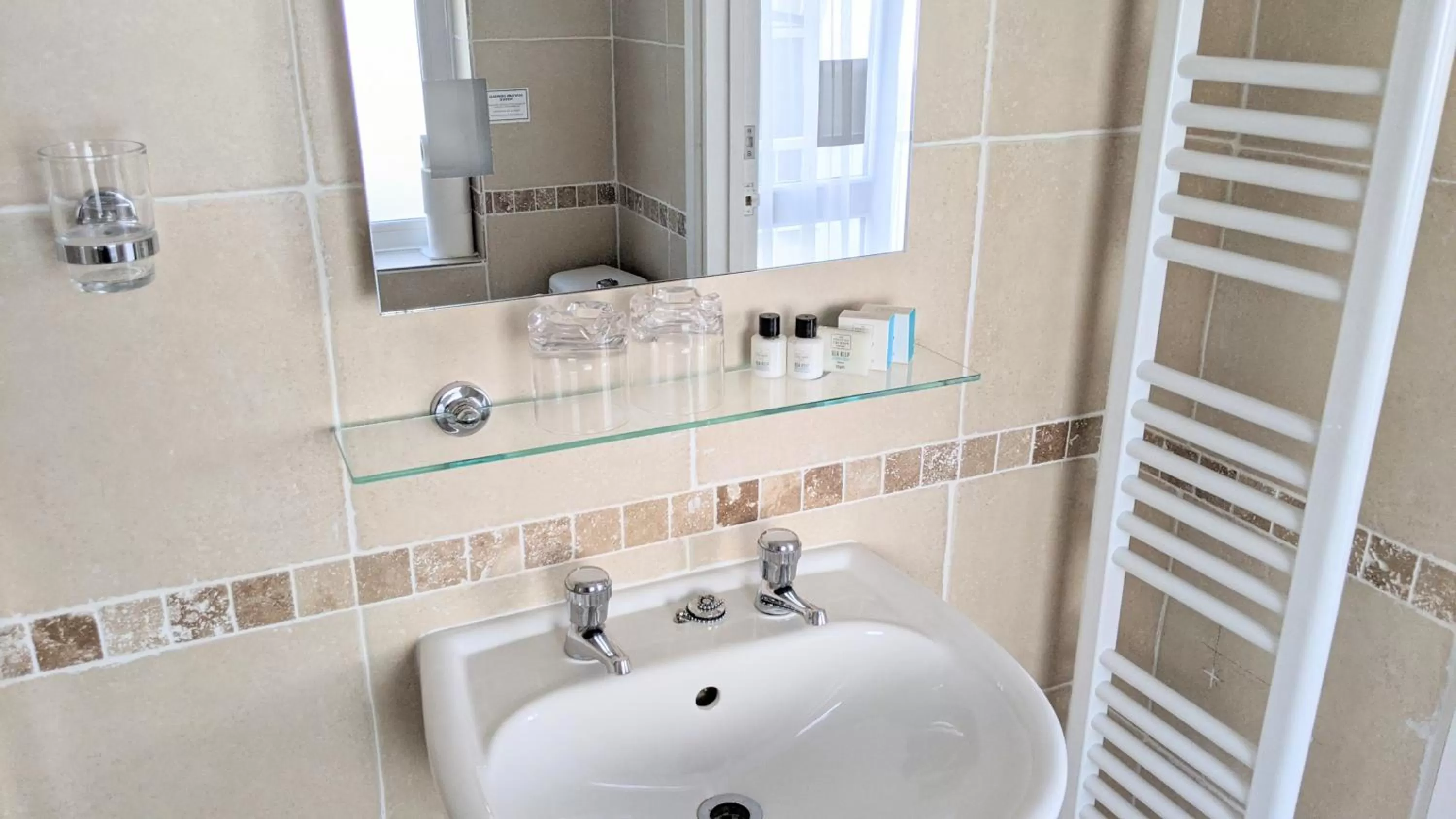 Bathroom in Ivybridge Guesthouse