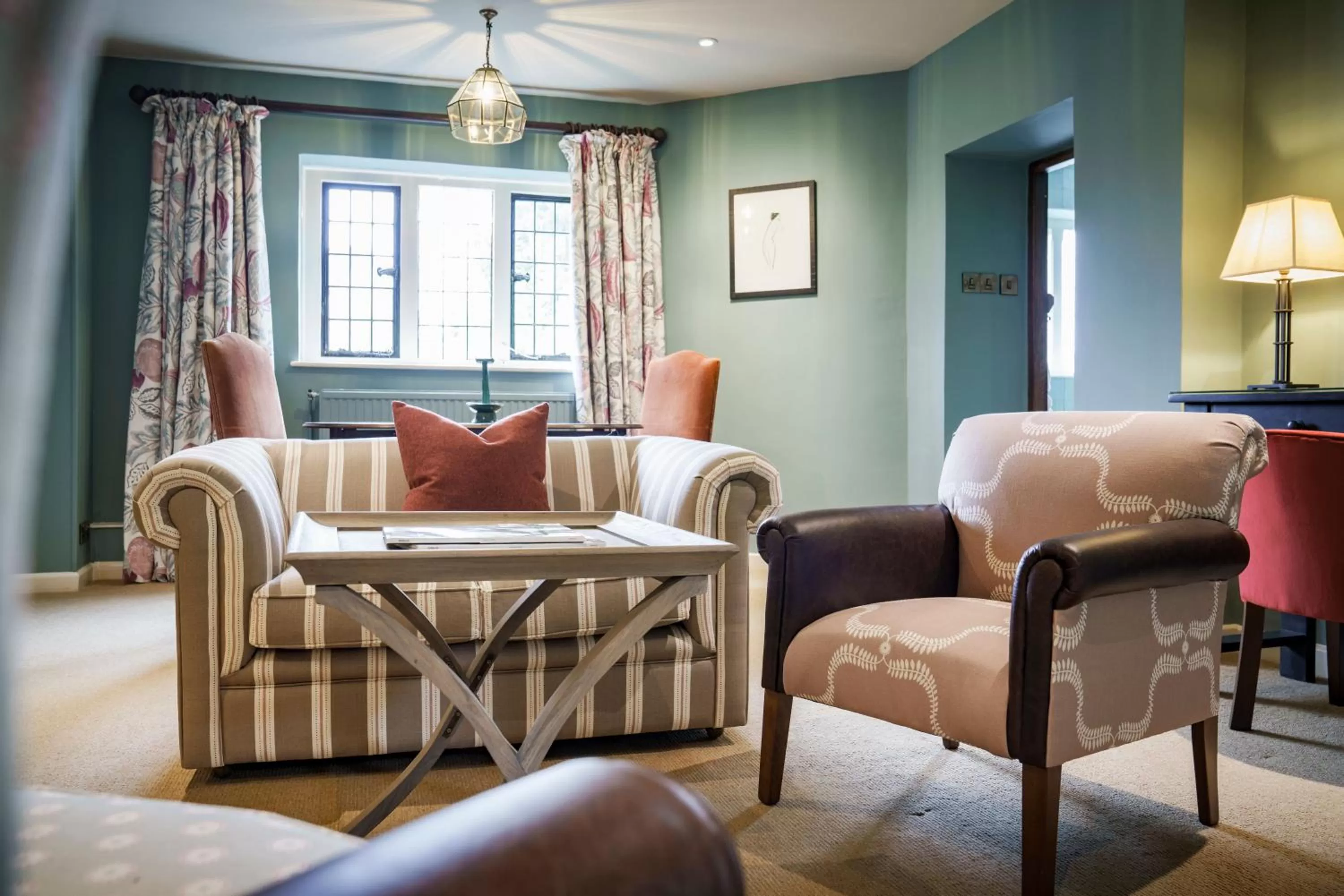 Seating area in The Bear Of Rodborough Hotel