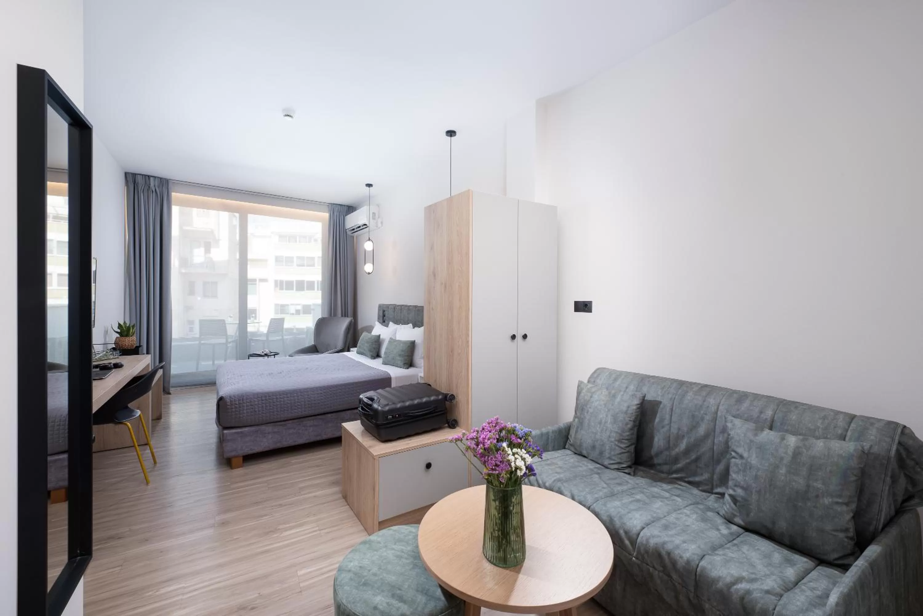 Bedroom, Bed in Enattica Suites