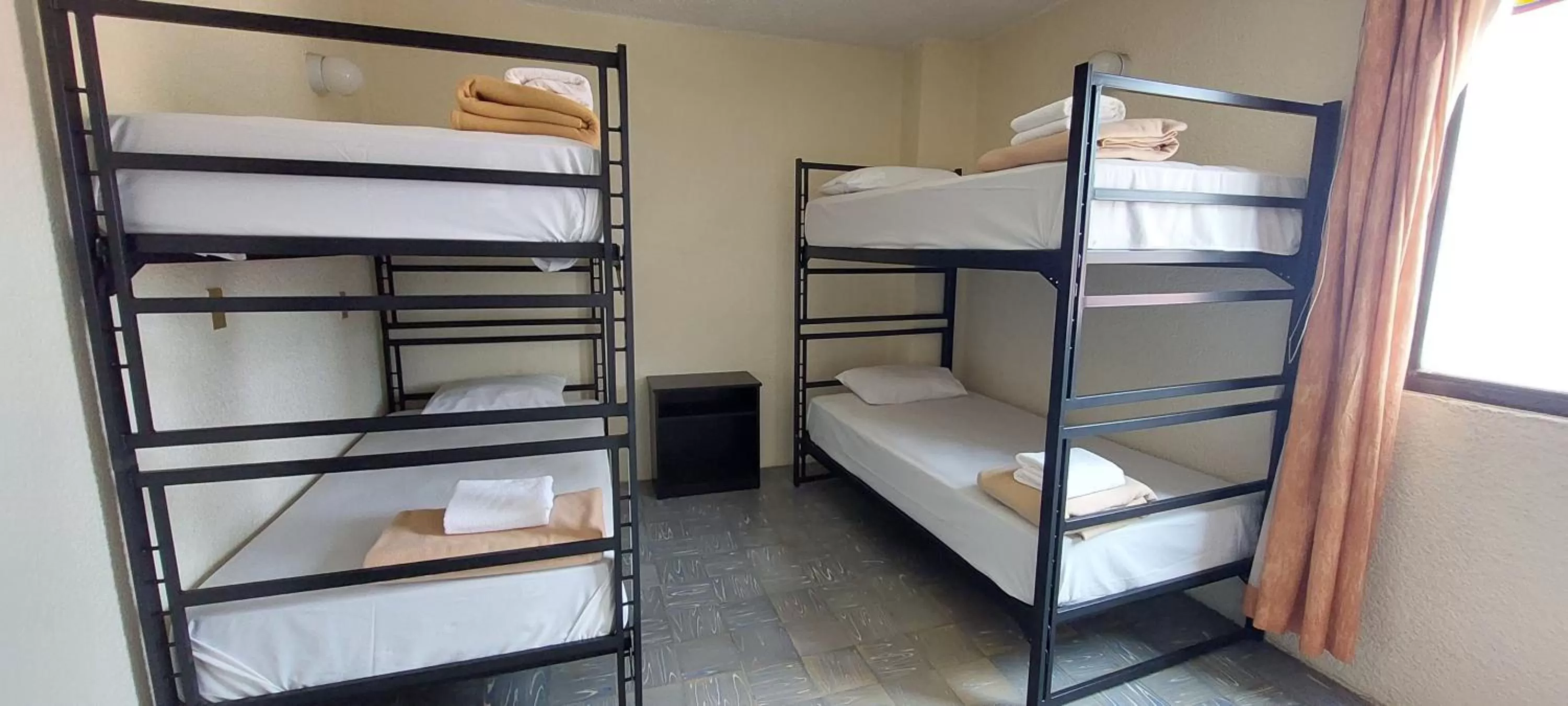 bunk bed, Bed in Residencias Señorial