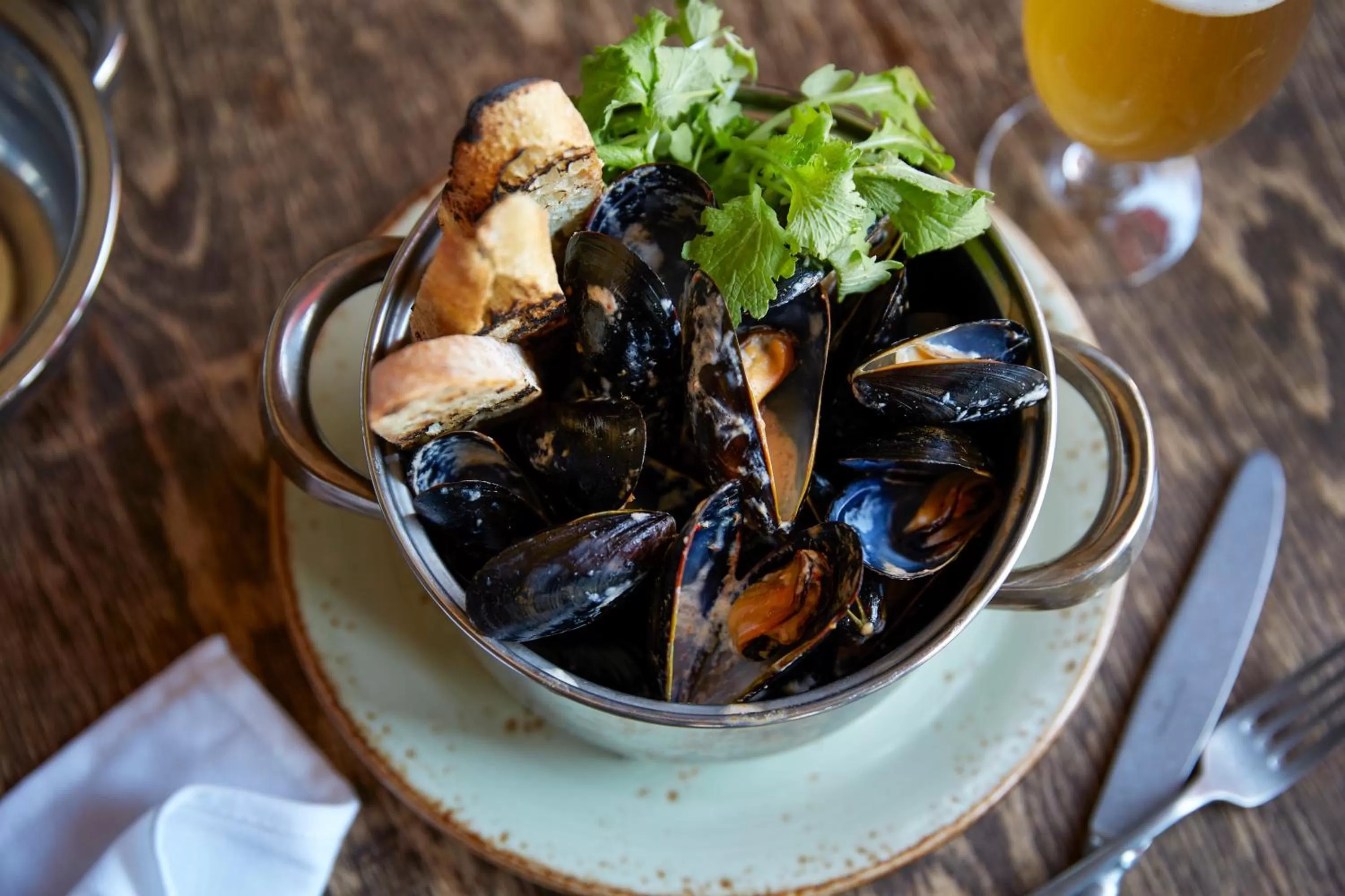 Restaurant/places to eat in Kimpton Hotel Monaco Philadelphia by IHG