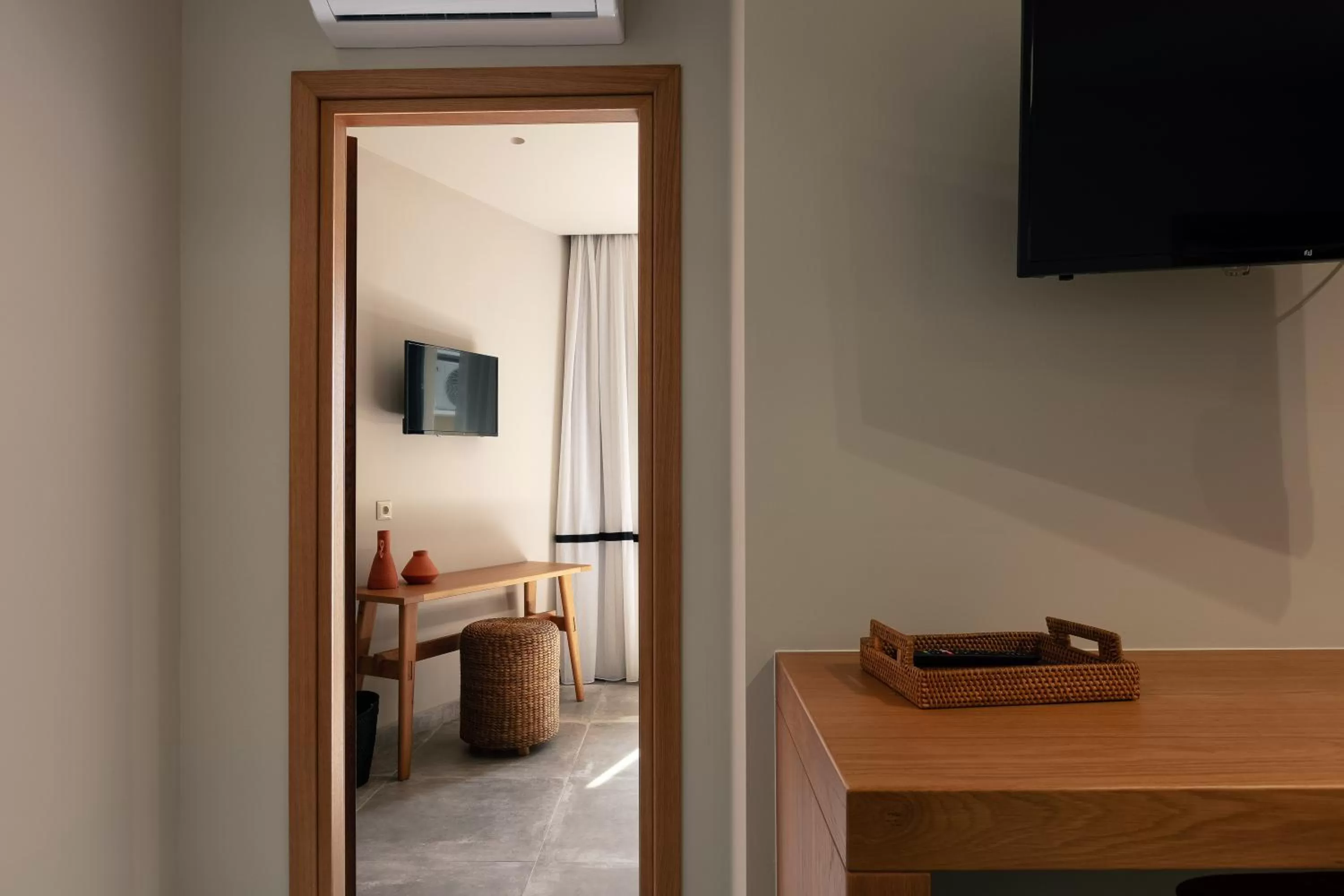 hair dresser in Chapter 02 Gallery Suites - ex GD Gallery Suites