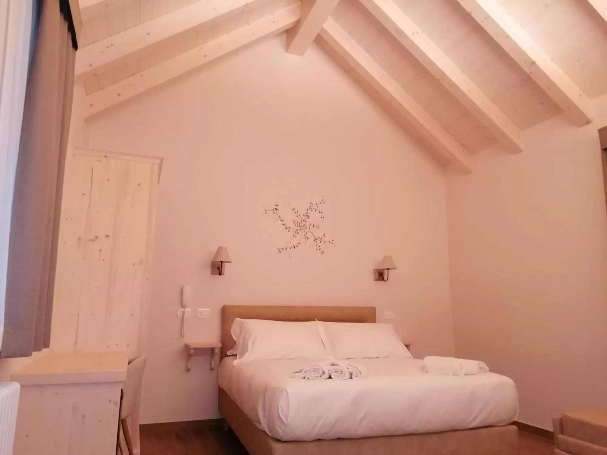 Bed in Hotel Rosengarten