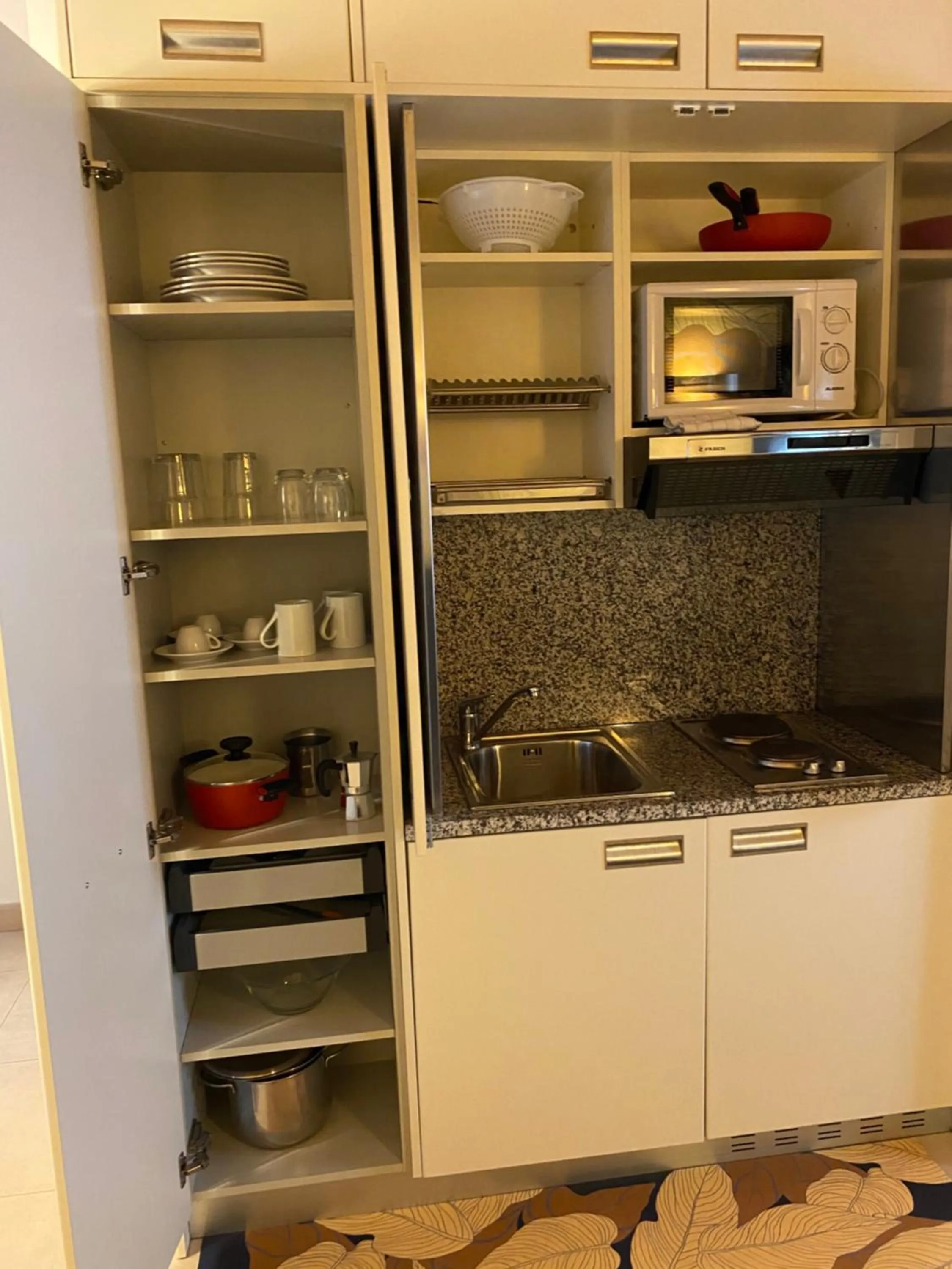 Kitchen or kitchenette in Hotel Residence Ristorante Ramandolo