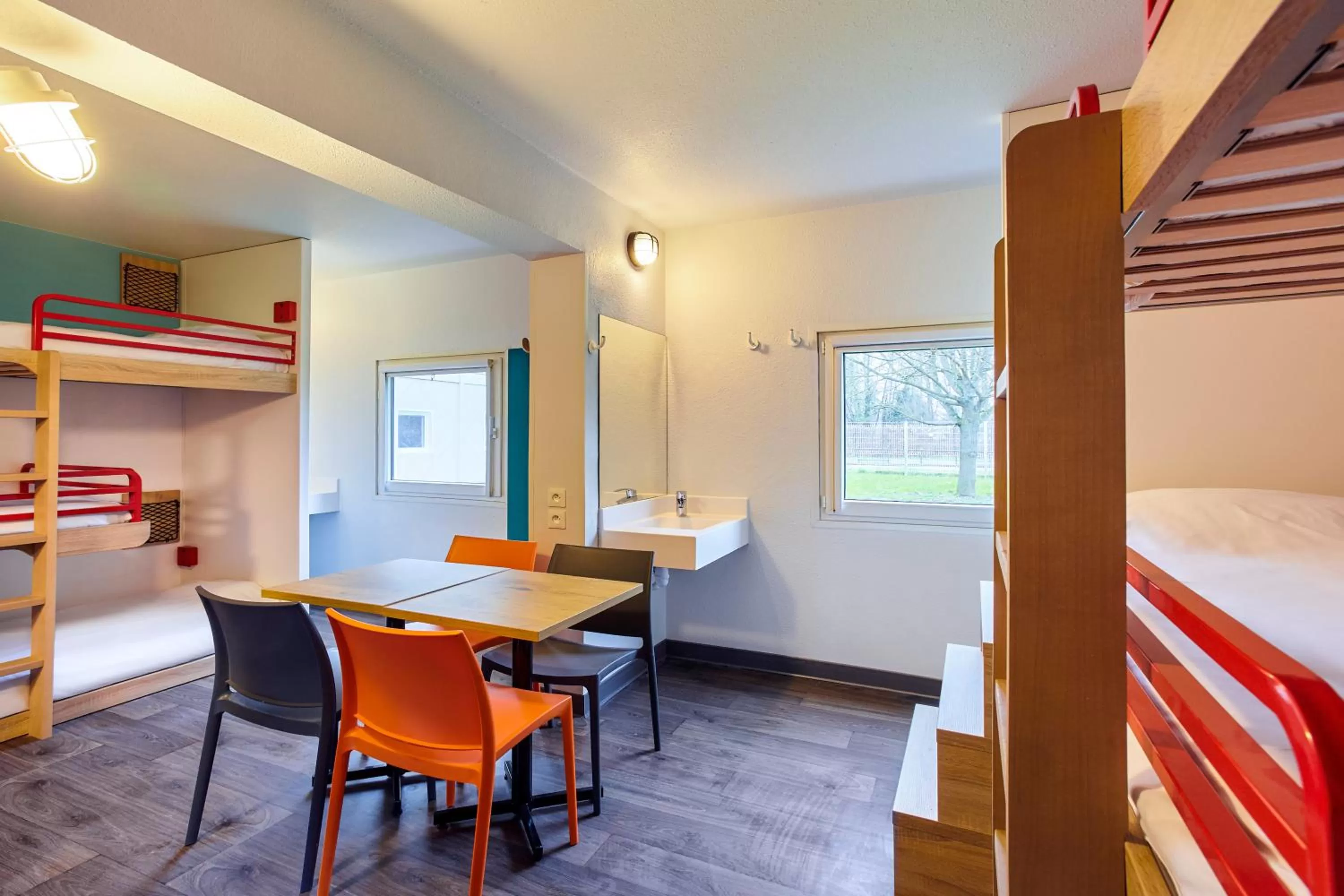 Bed in hotelF1 Clermont Ferrand Est