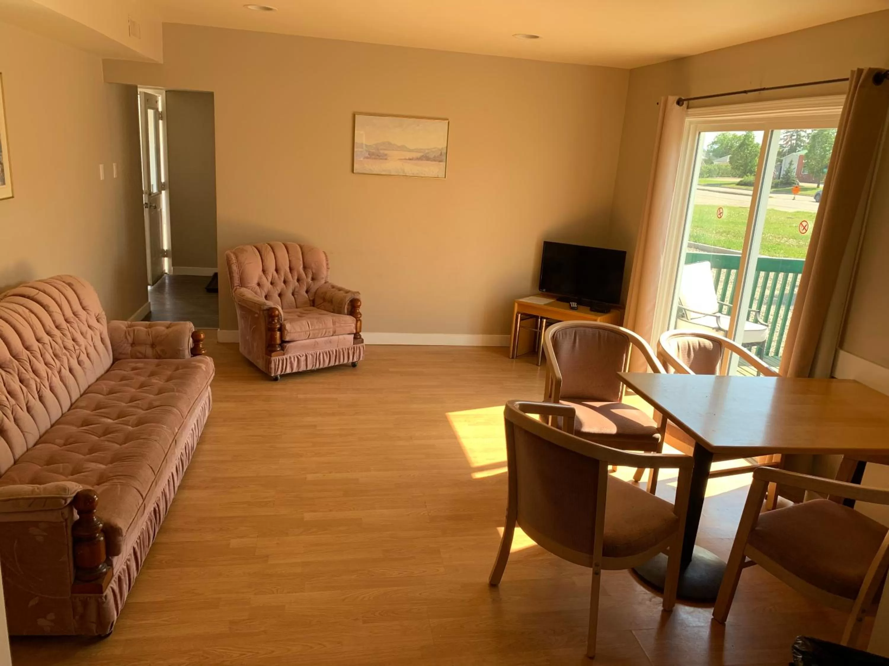 TV and multimedia in Gateway Motel