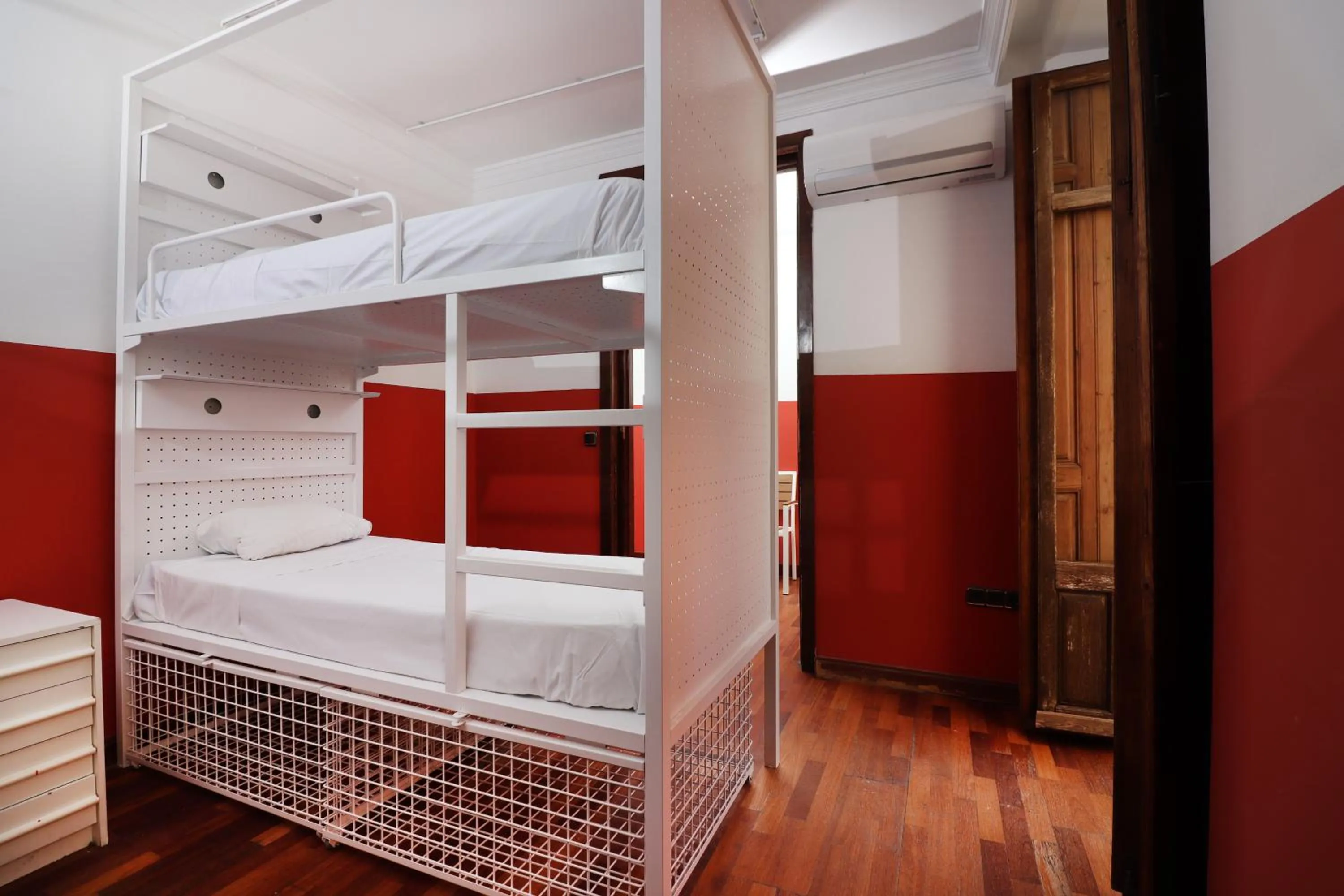 Bed in Feel Hostels City Center