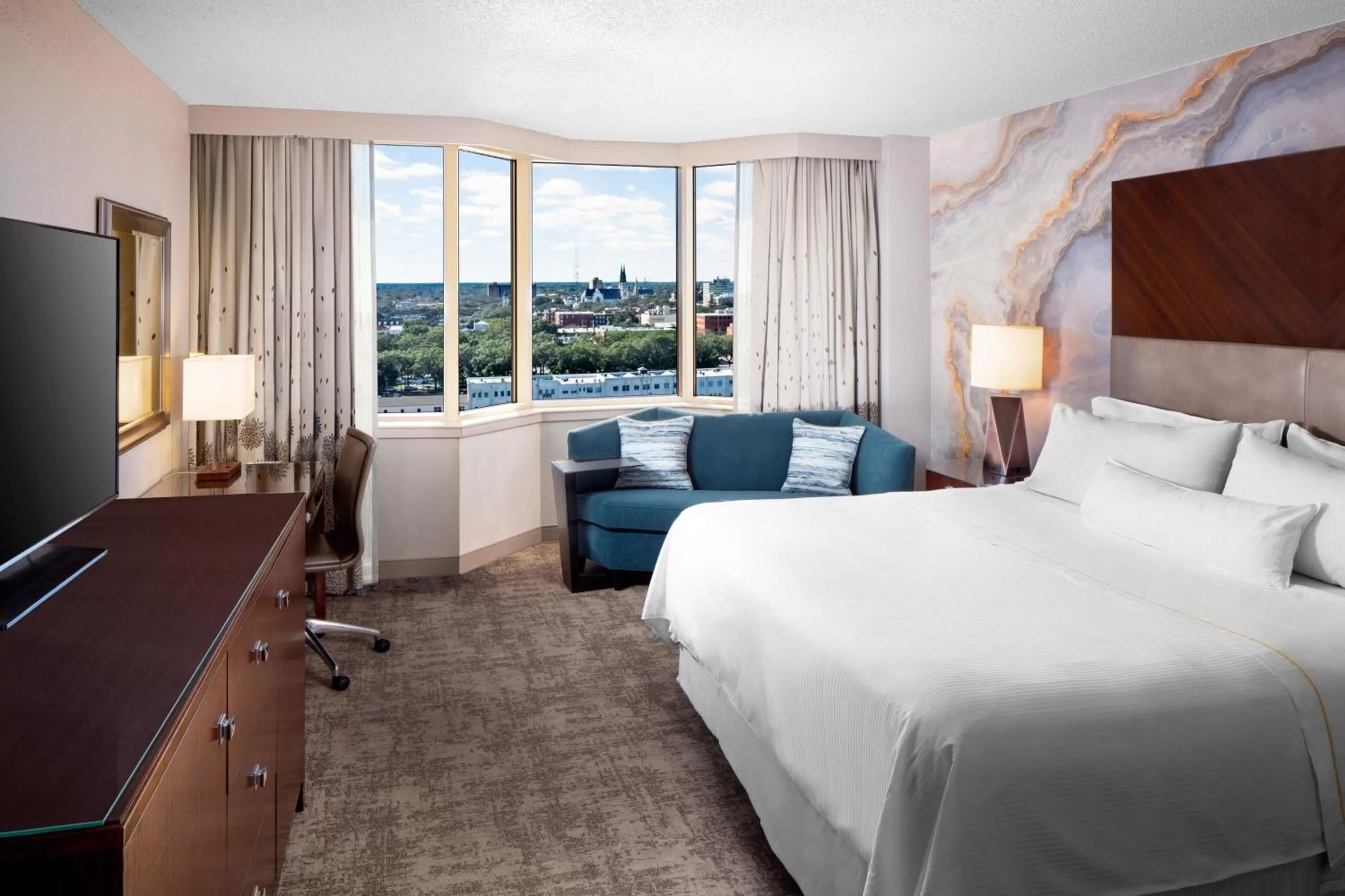 Photo of the whole room, Bed in The Westin Savannah Harbor Golf Resort & Spa