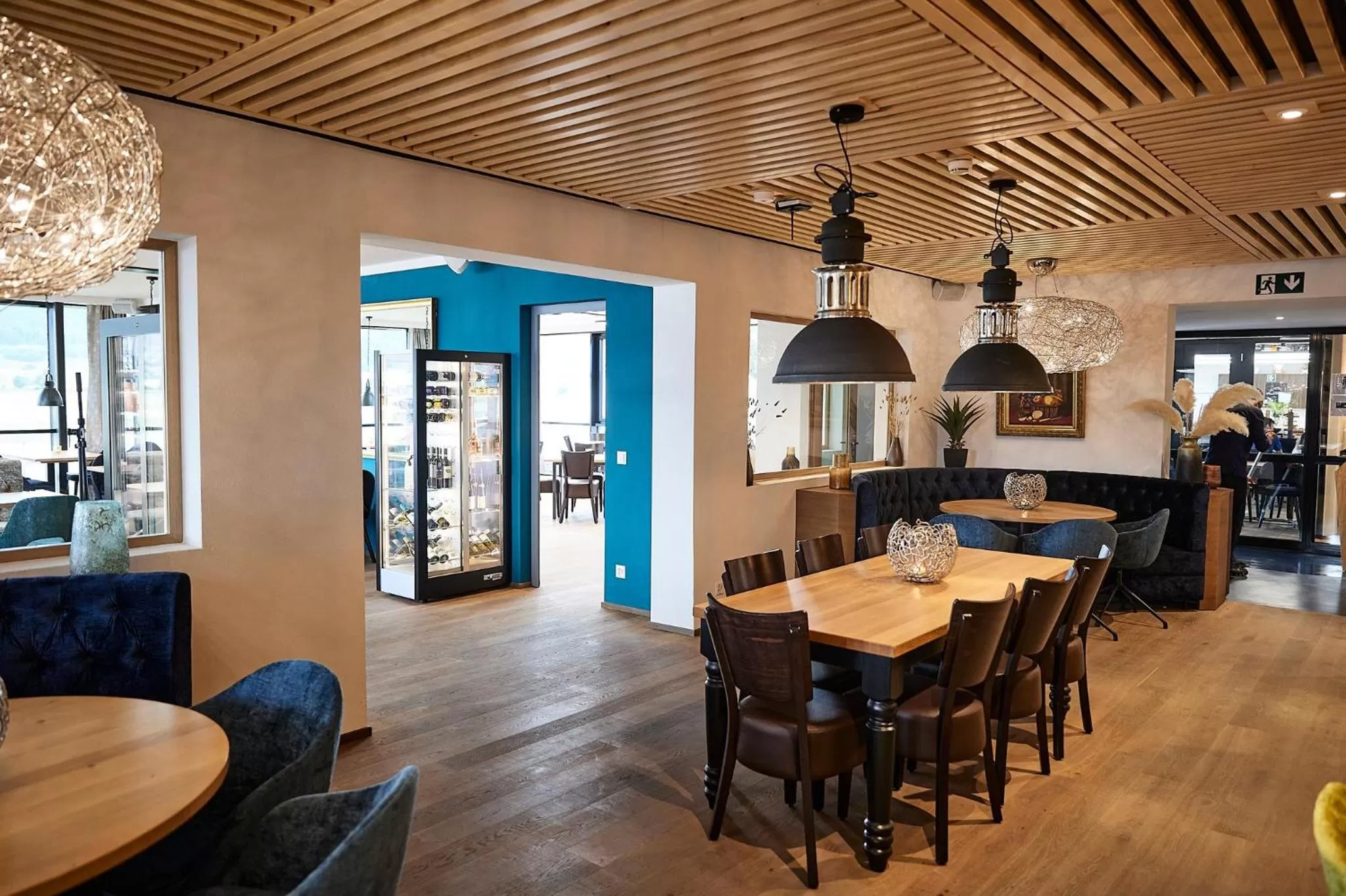 Restaurant/places to eat in AMANTE Hotel