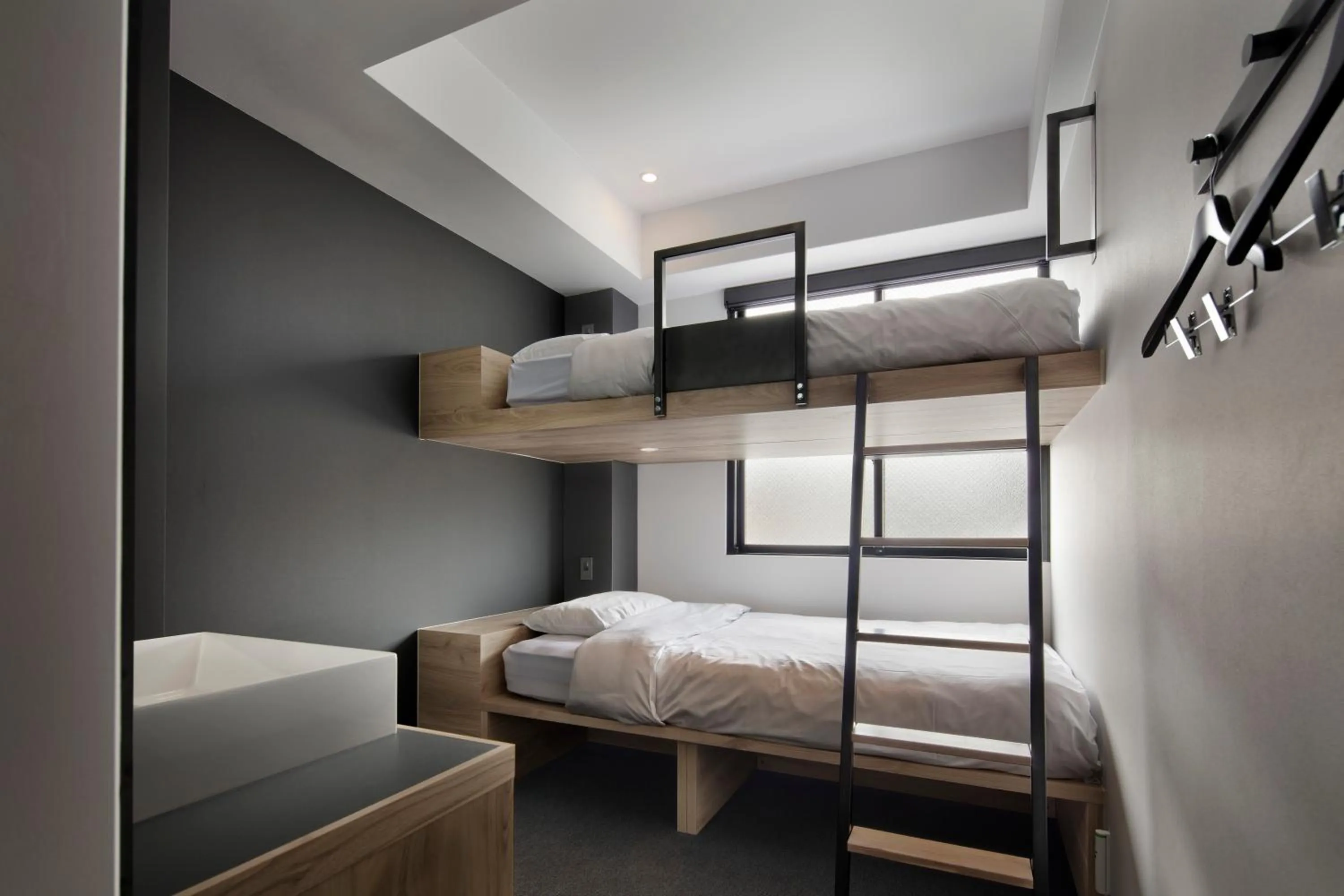 Bed in Piece Hostel Sanjo