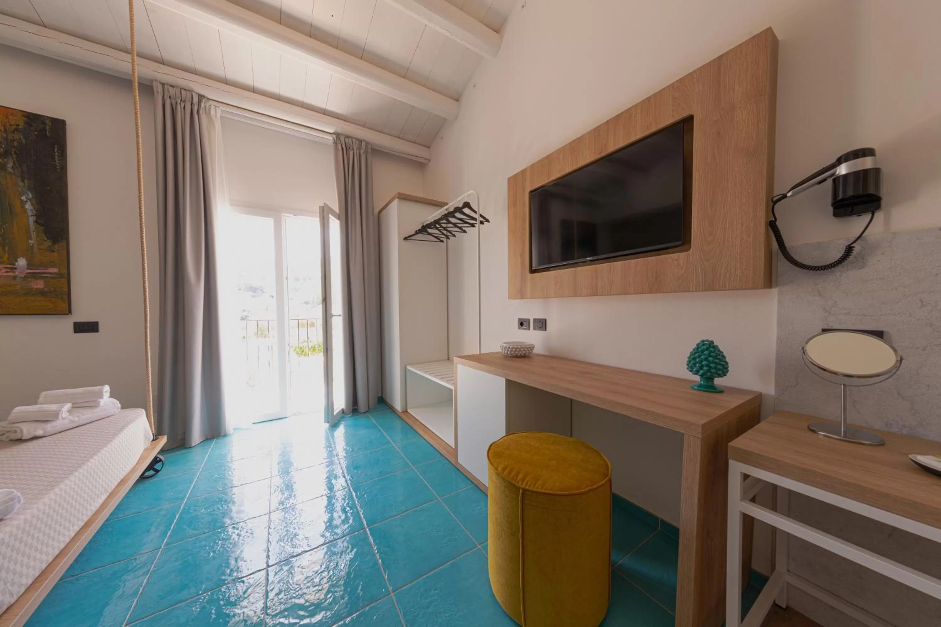 Photo of the whole room, Bed in Villa Totò Resort