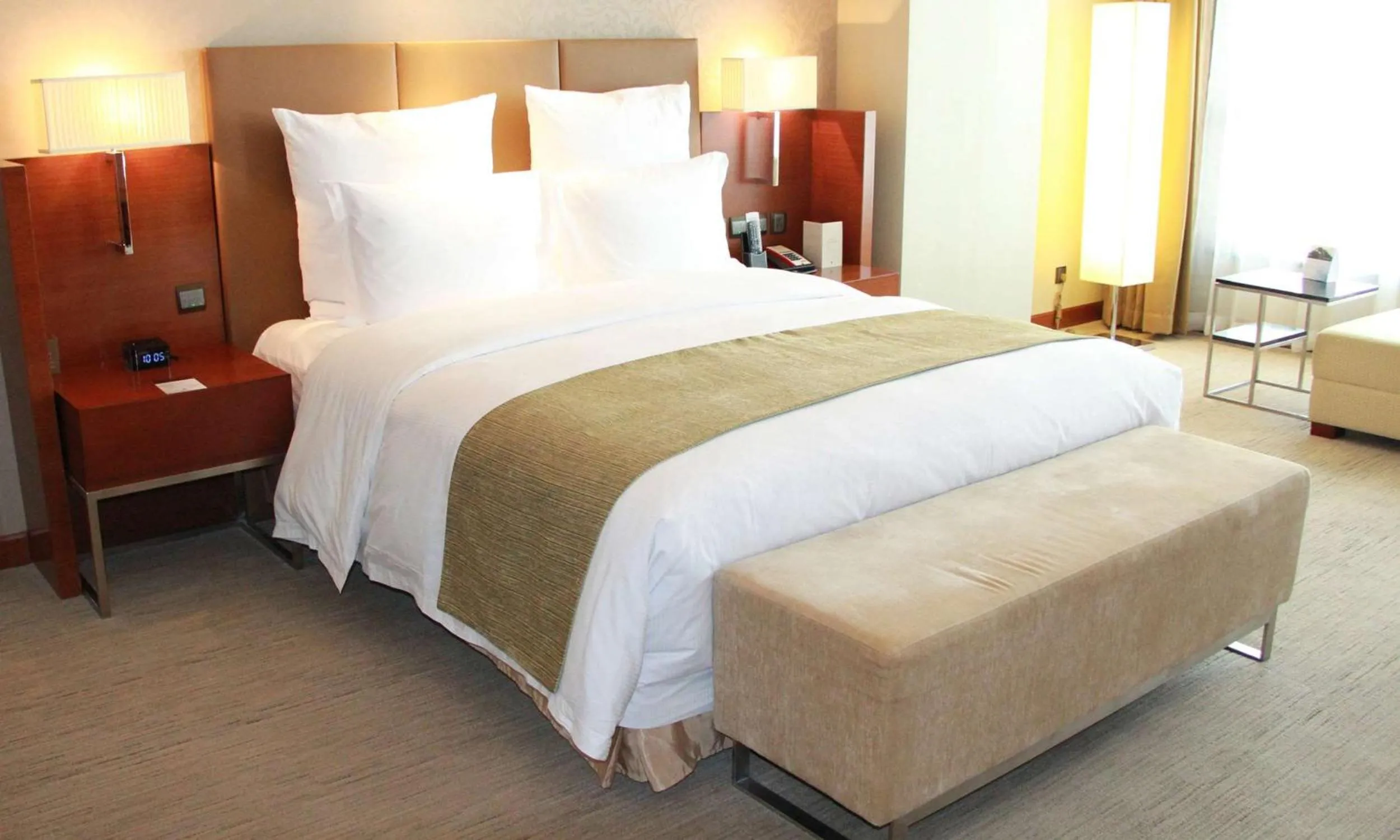 Bed in DoubleTree by Hilton Shenyang