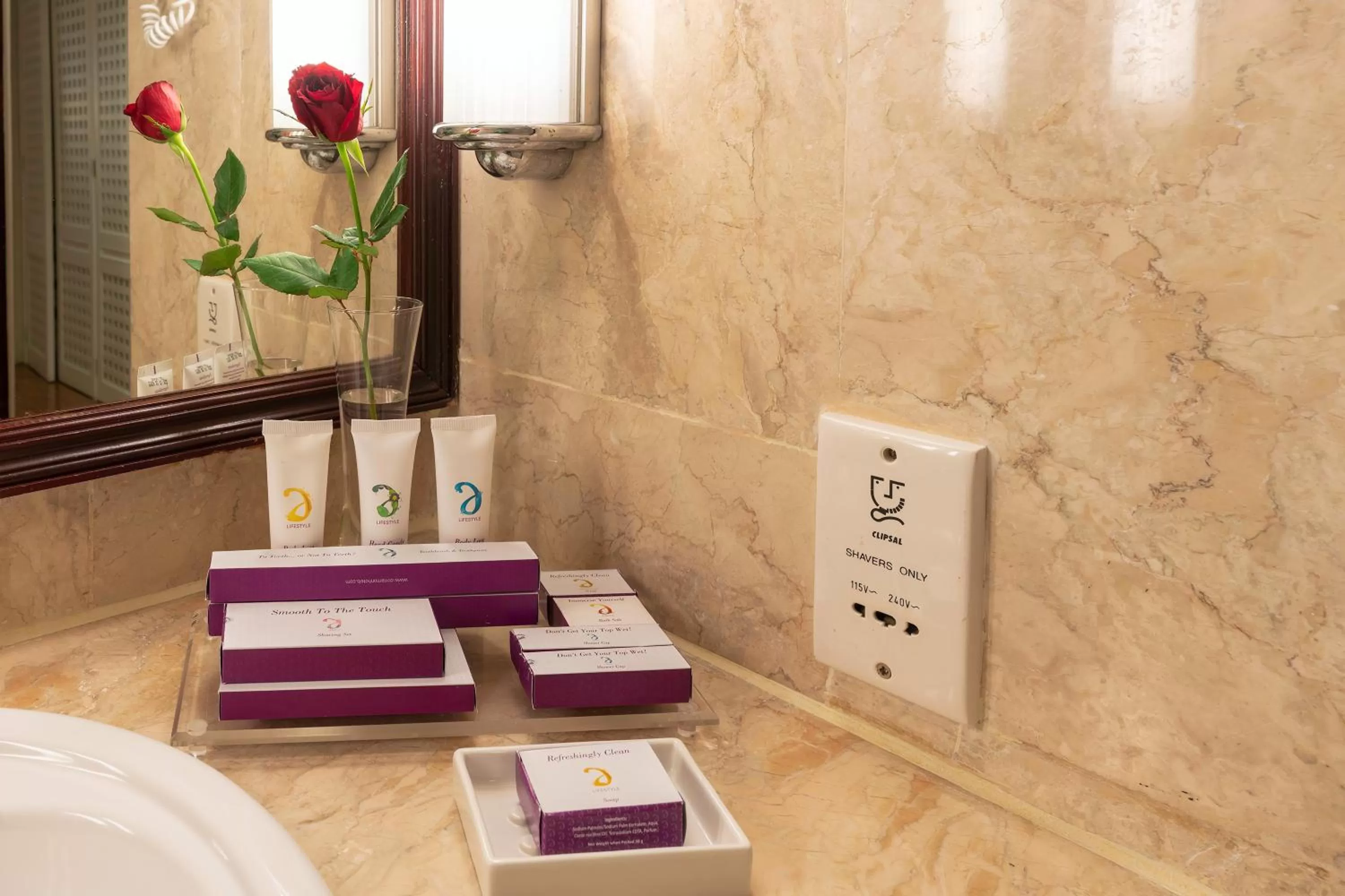 Bathroom in Cinnamon Grand Colombo