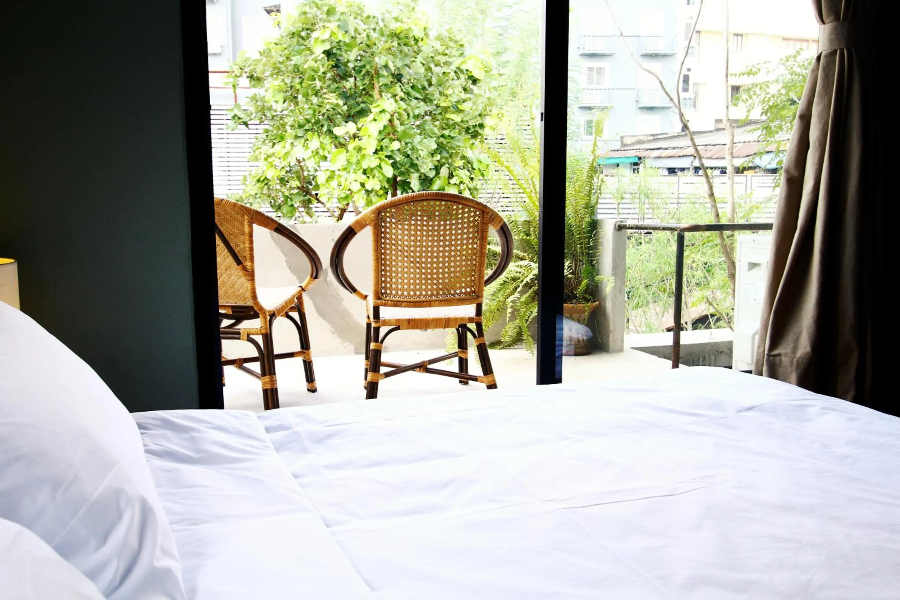 Balcony/Terrace, Bed in Here Hostel Bangkok