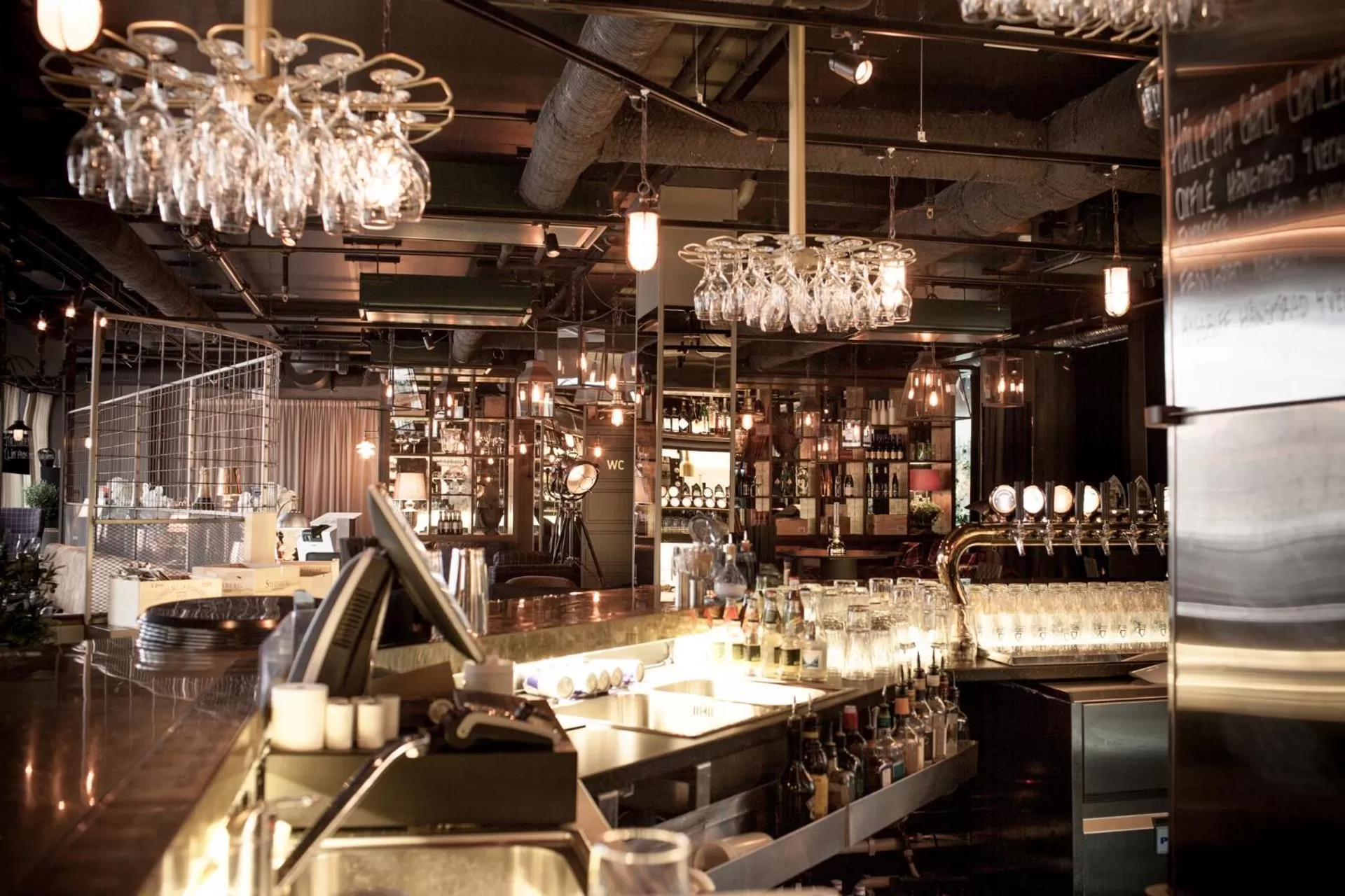 Evening entertainment in First Hotel Central