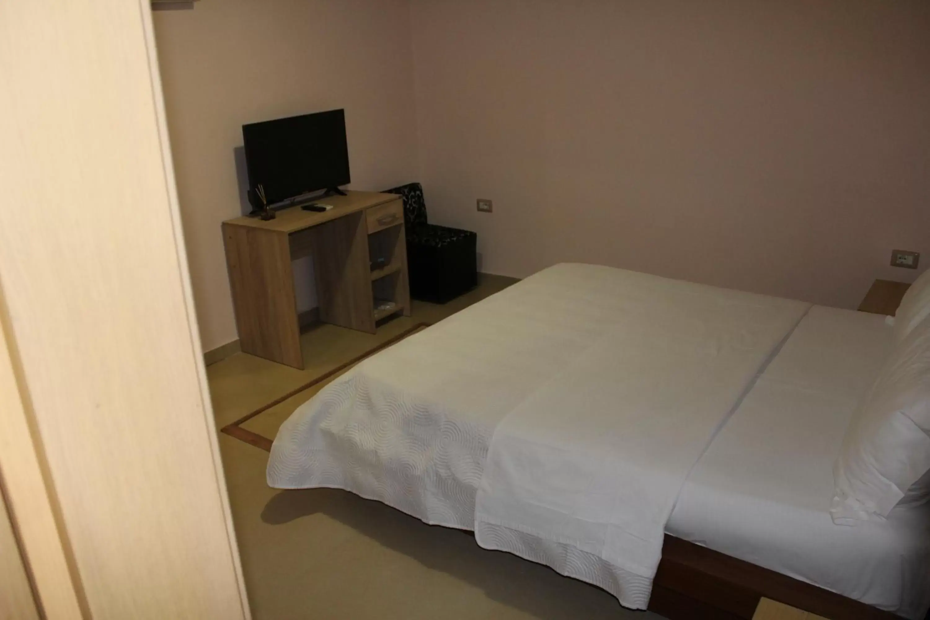 Standard Double Room - single occupancy in Hotel Piemonte Standard Double Room - single occupancy in Hotel Piemonte