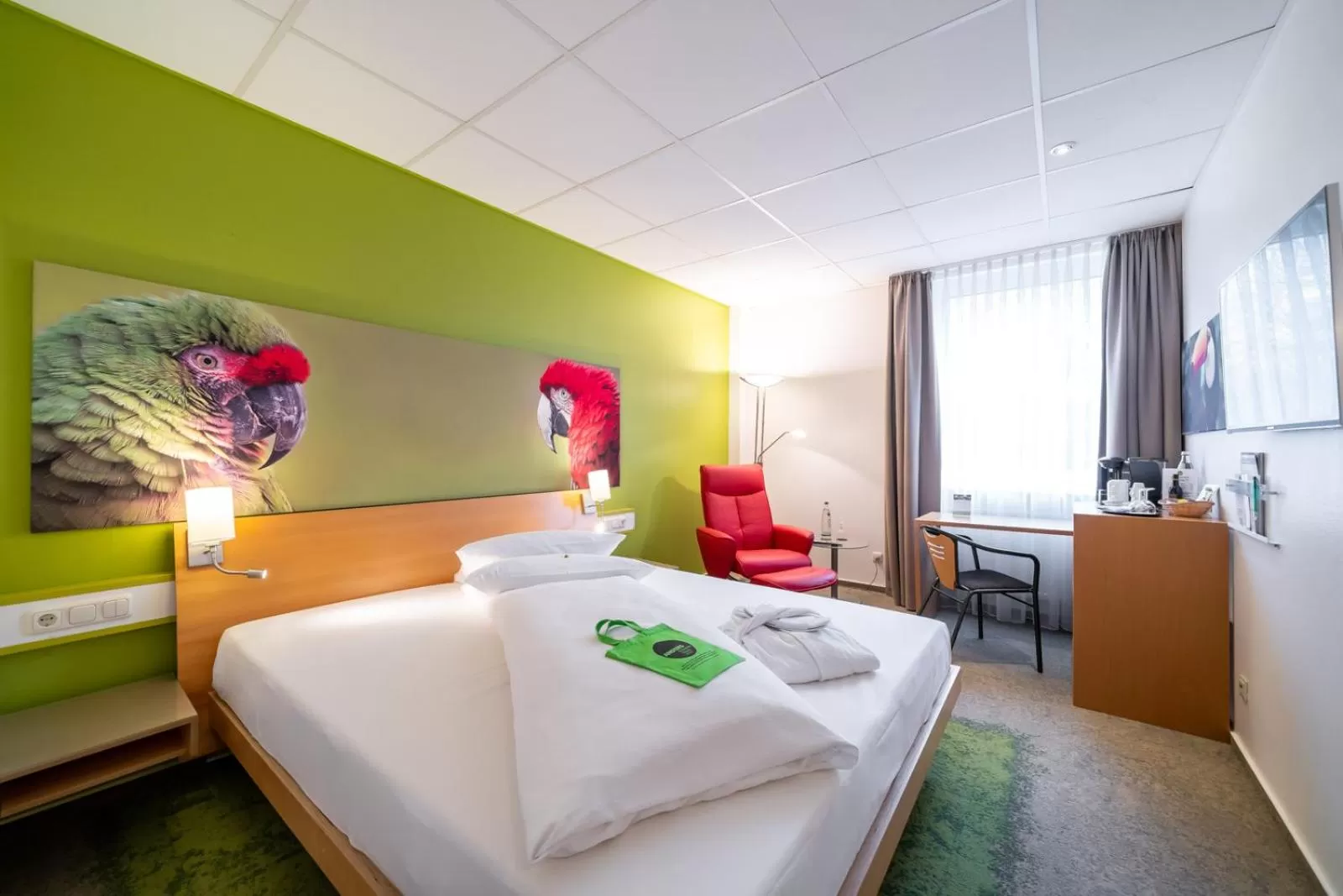 Photo of the whole room, Bed in Anders Hotel Walsrode