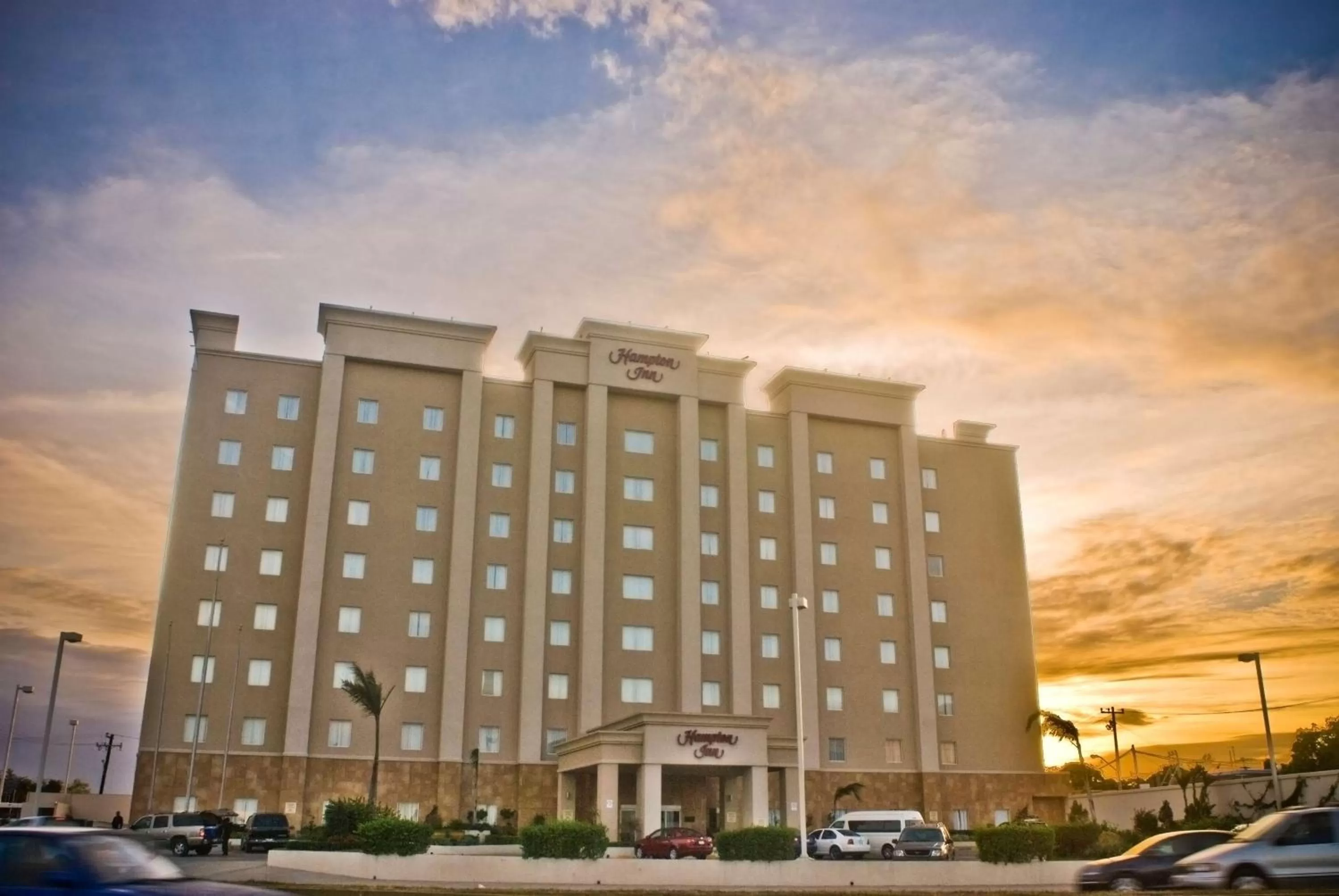 Property building in Hampton Inn Tampico Airport