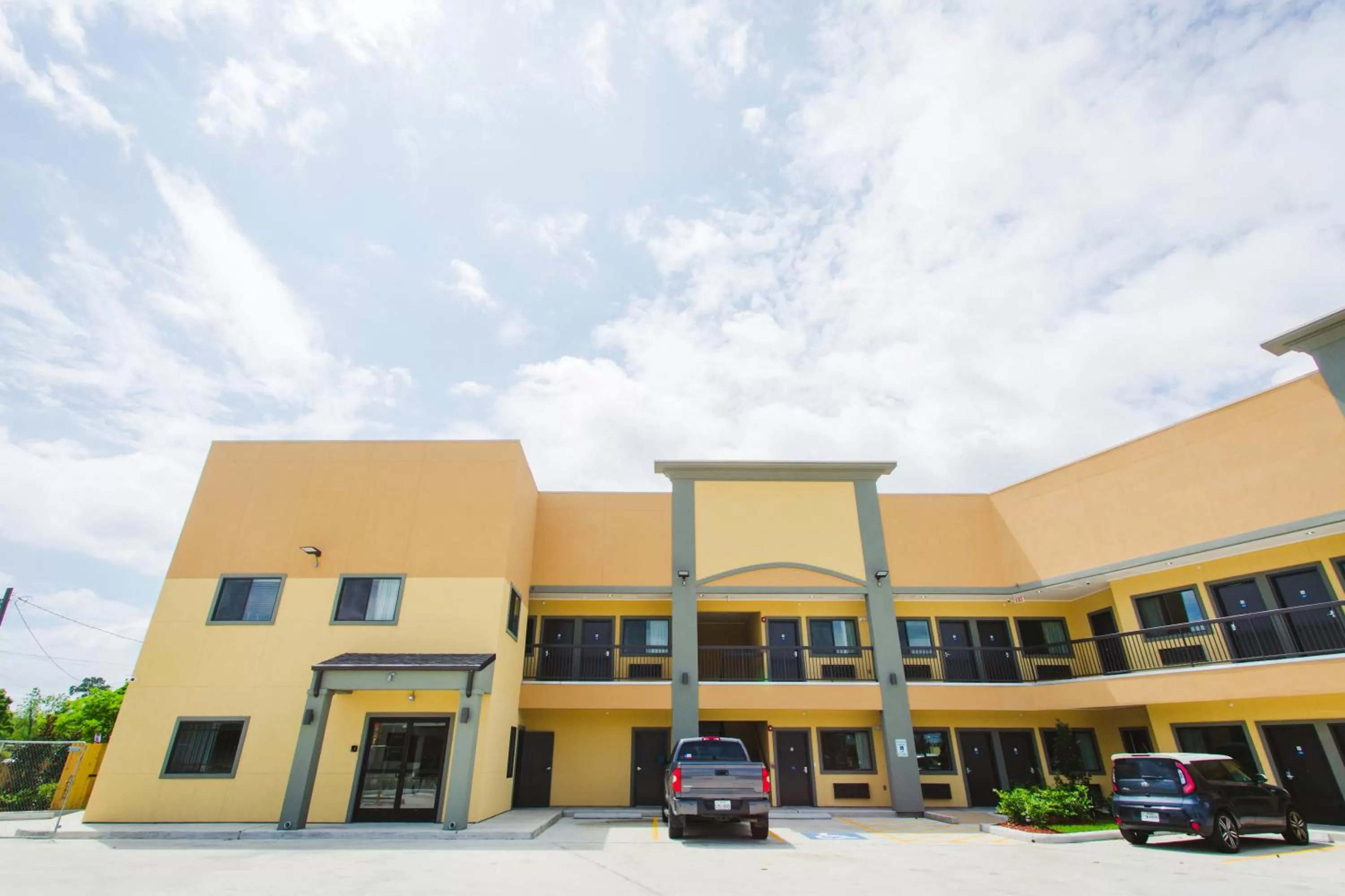 scottish inn & suites