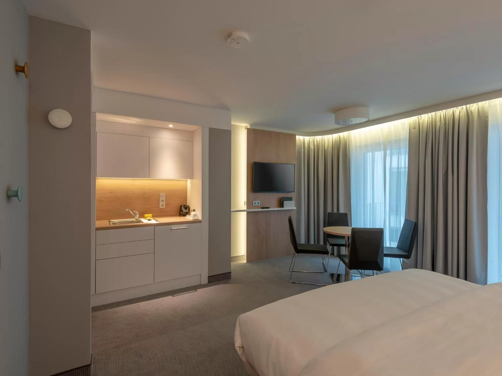 Bed in Holiday Inn Express - Offenbach by IHG