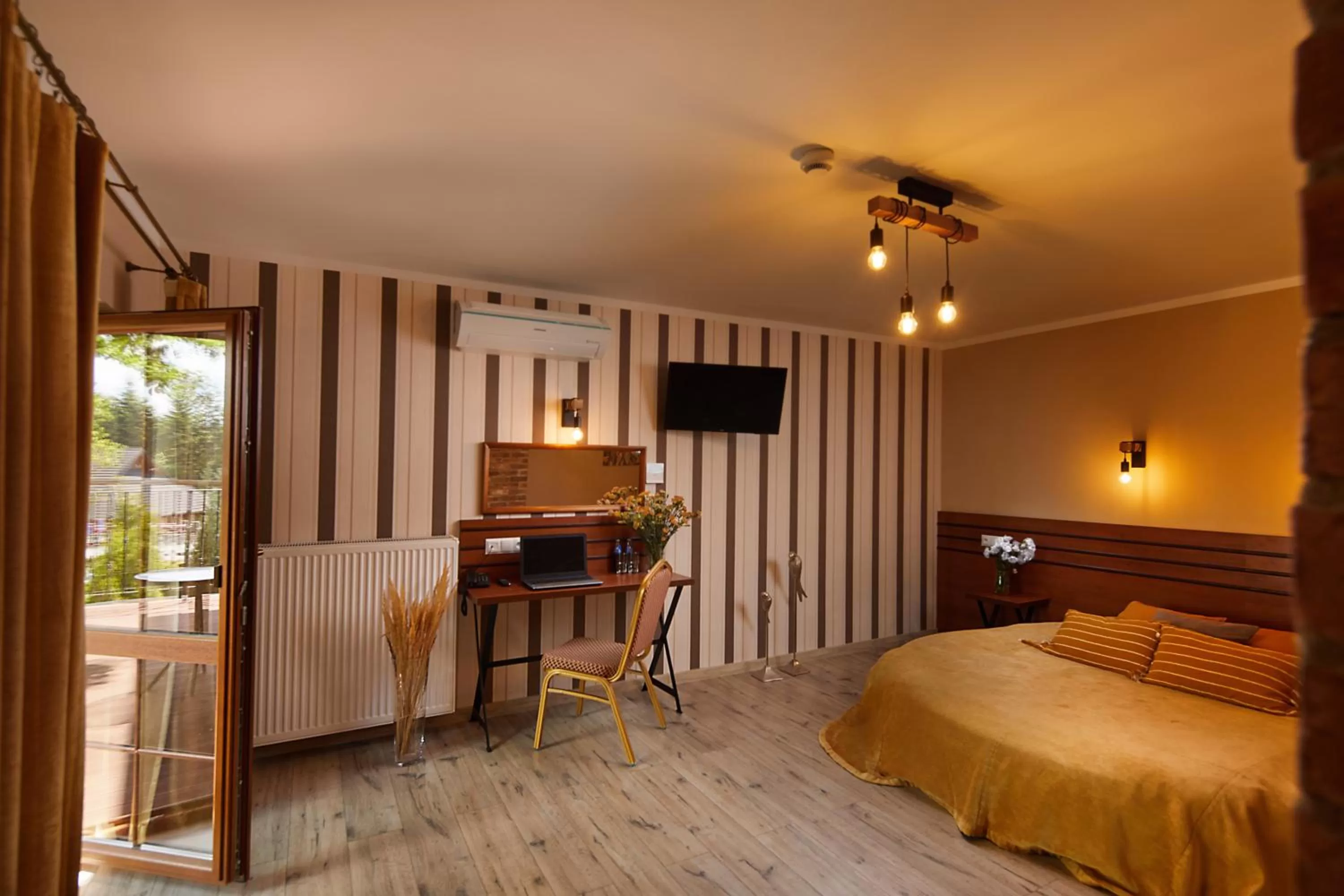 Bed in Hotel Beskidzki Raj Medical SPA