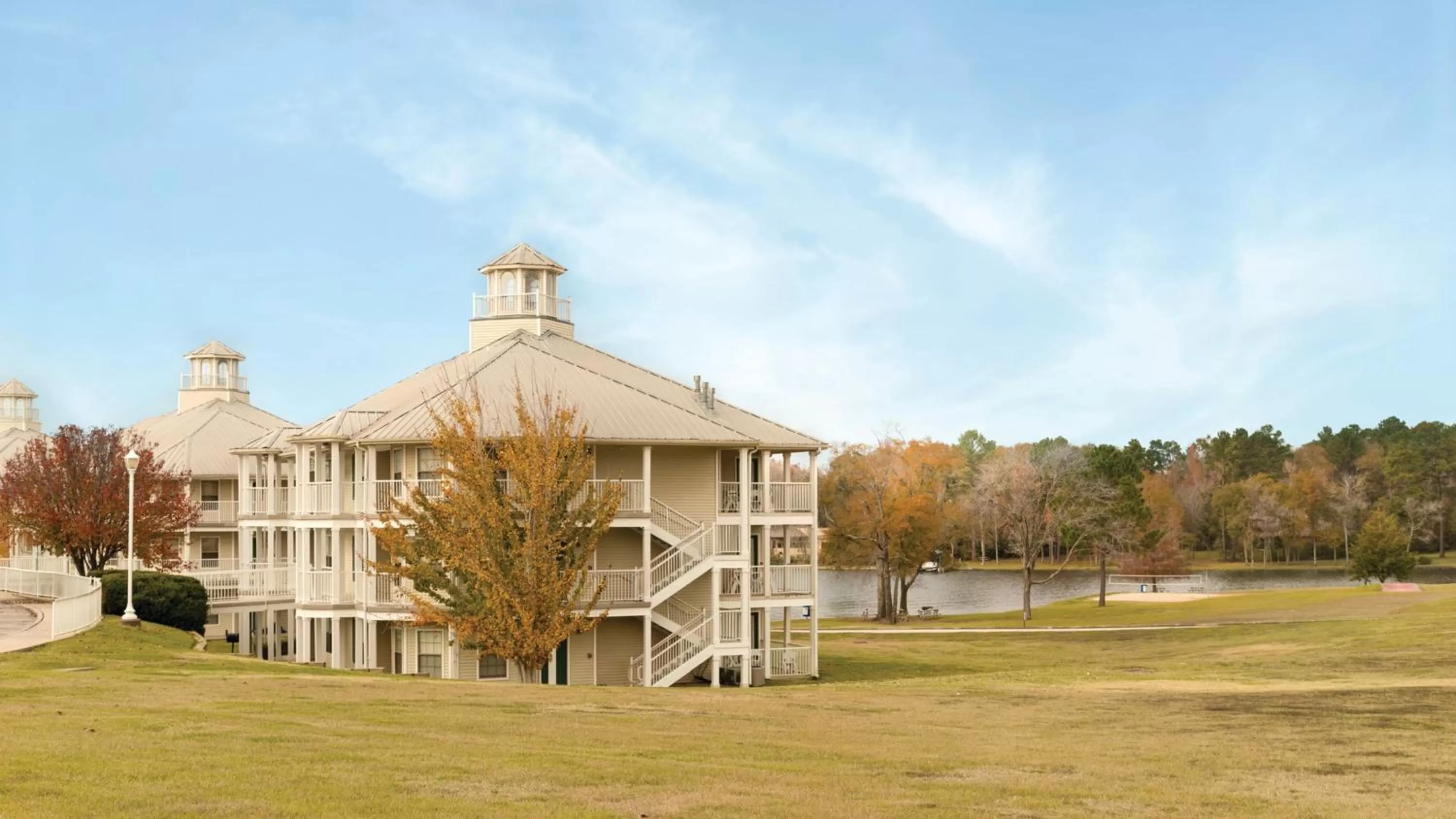 Property building in Holiday Inn Club Vacations Piney Shores Resort at Lake Conroe