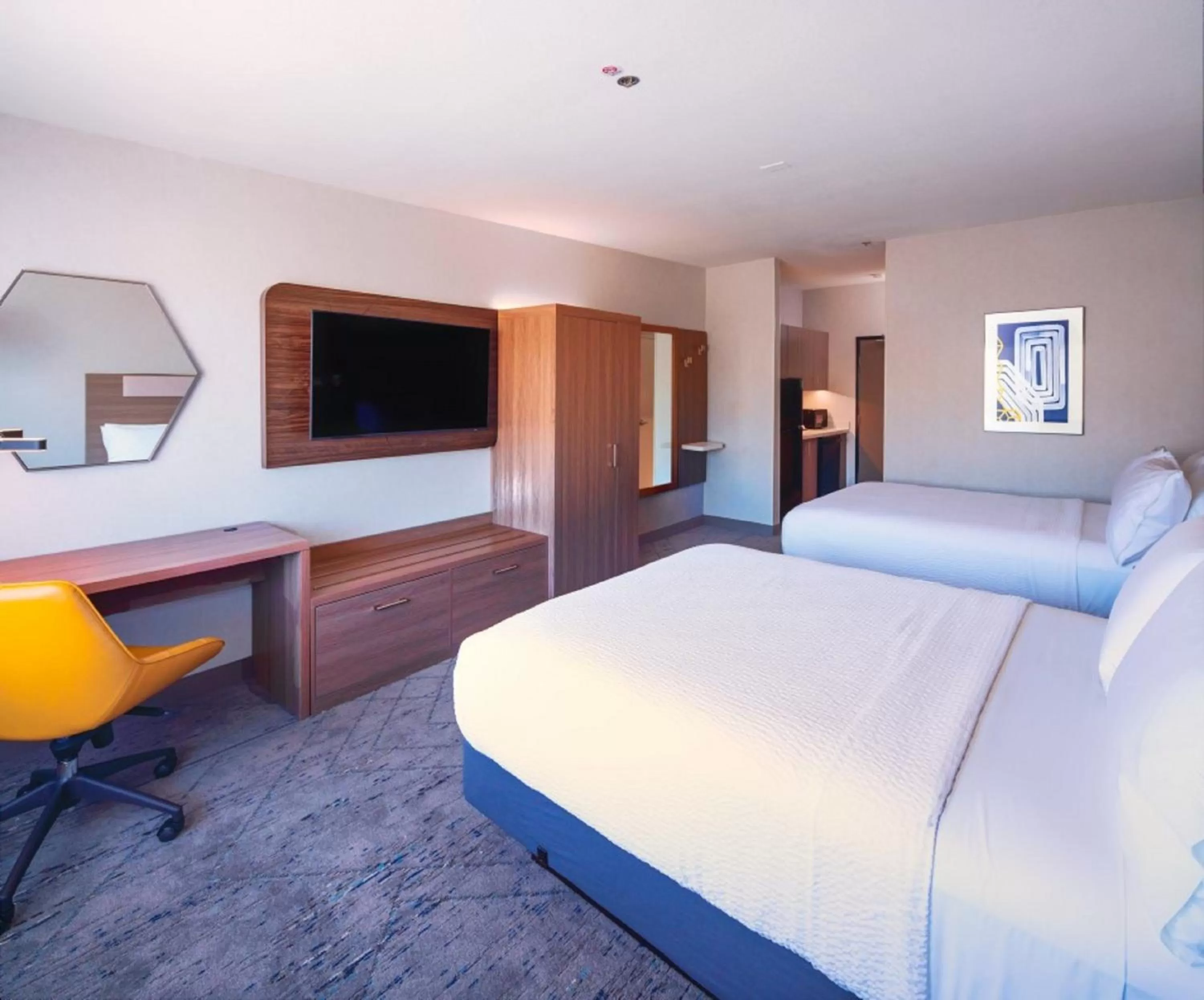 Photo of the whole room, Bed in Holiday Inn Express La Mesa Near SDSU by IHG