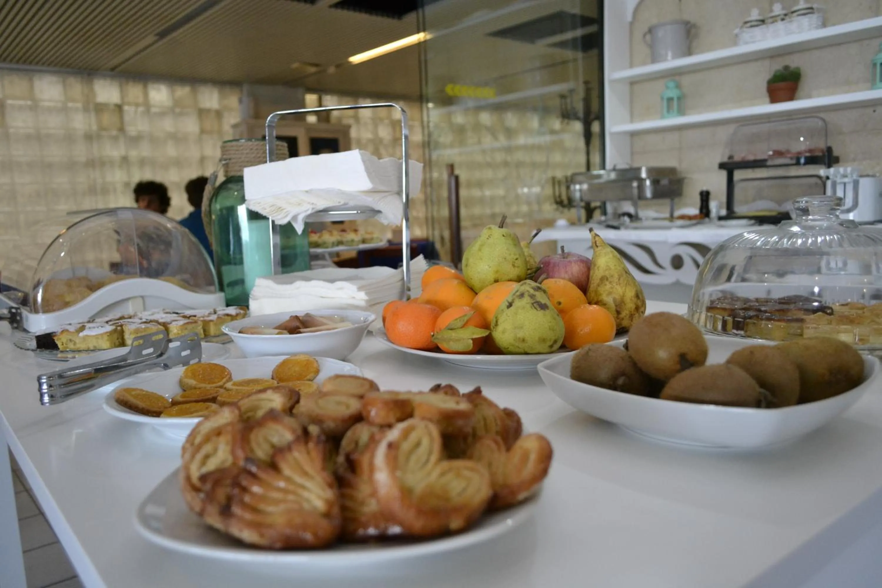 Continental breakfast in Puntaquattroventi