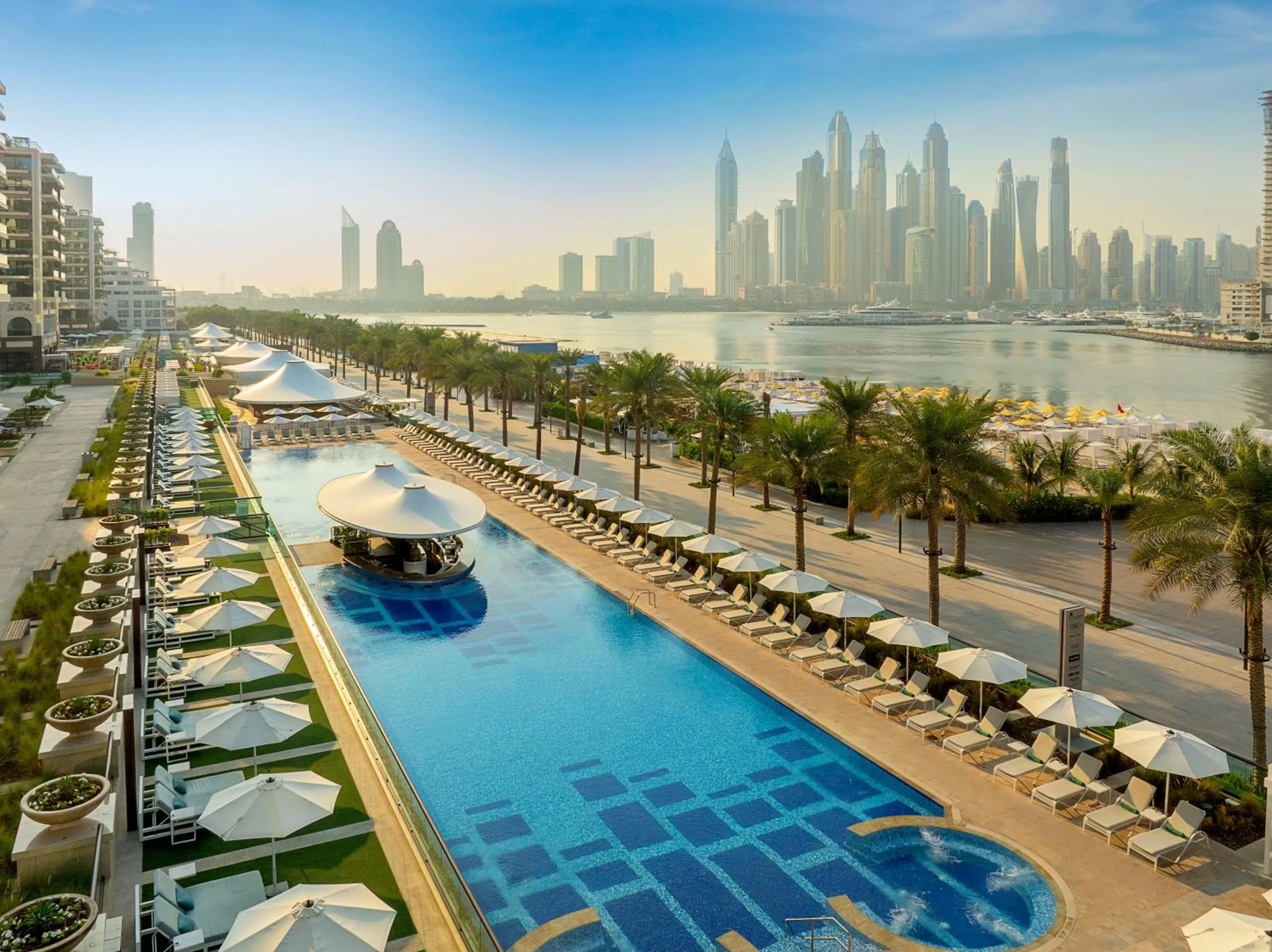 Pool view in Marriott Resort Palm Jumeirah, Dubai